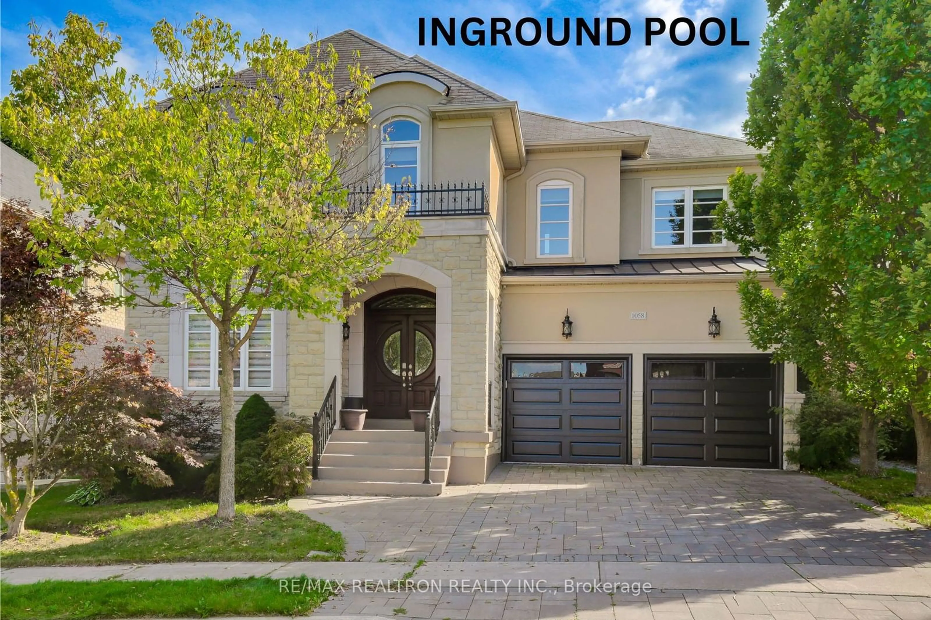 Pool for 1058 Bob Scott Crt, Newmarket Ontario L3X 3L7