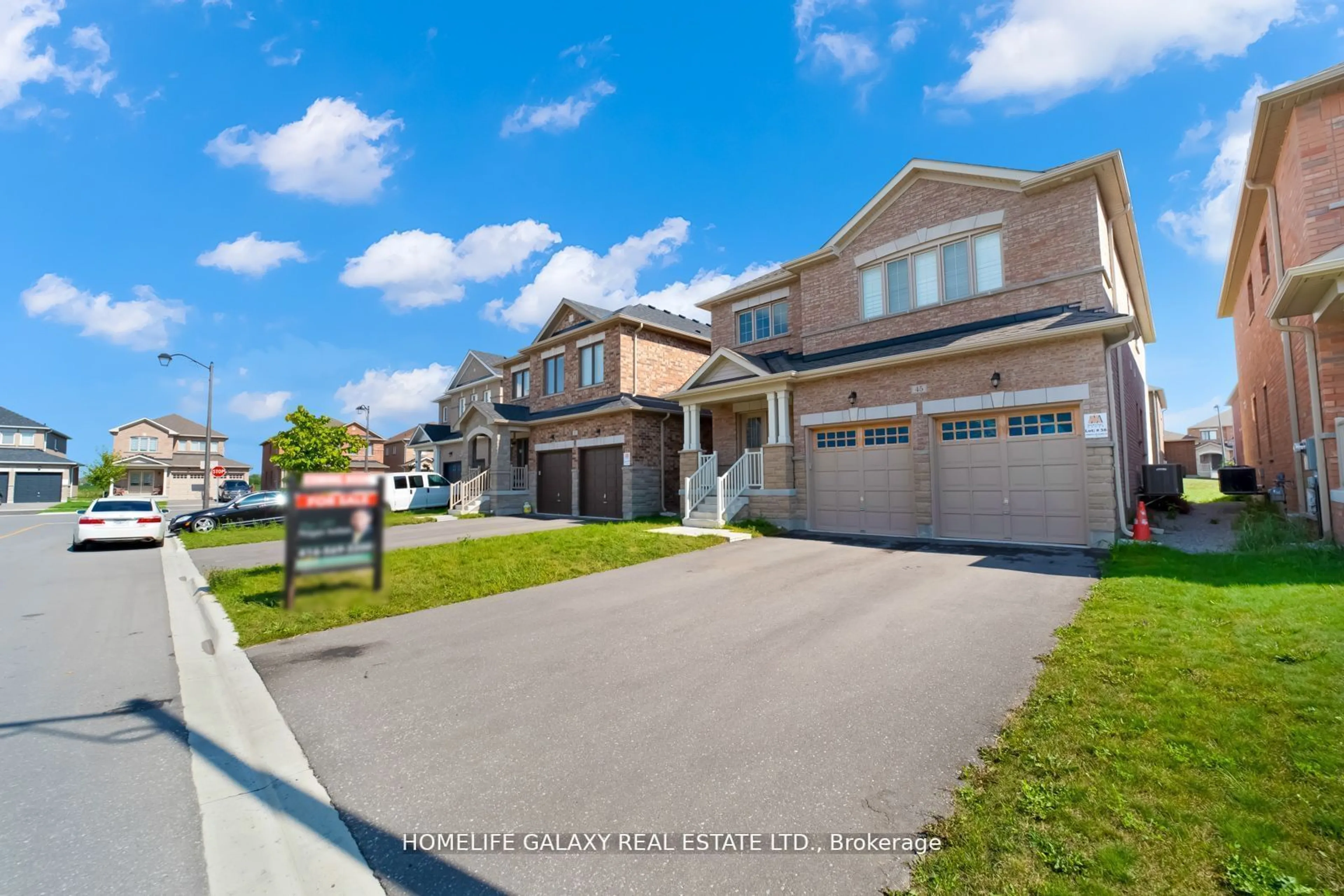 A pic from outside/outdoor area/front of a property/back of a property/a pic from drone, street for 45 Jardine St, Brock Ontario L0K 1A0