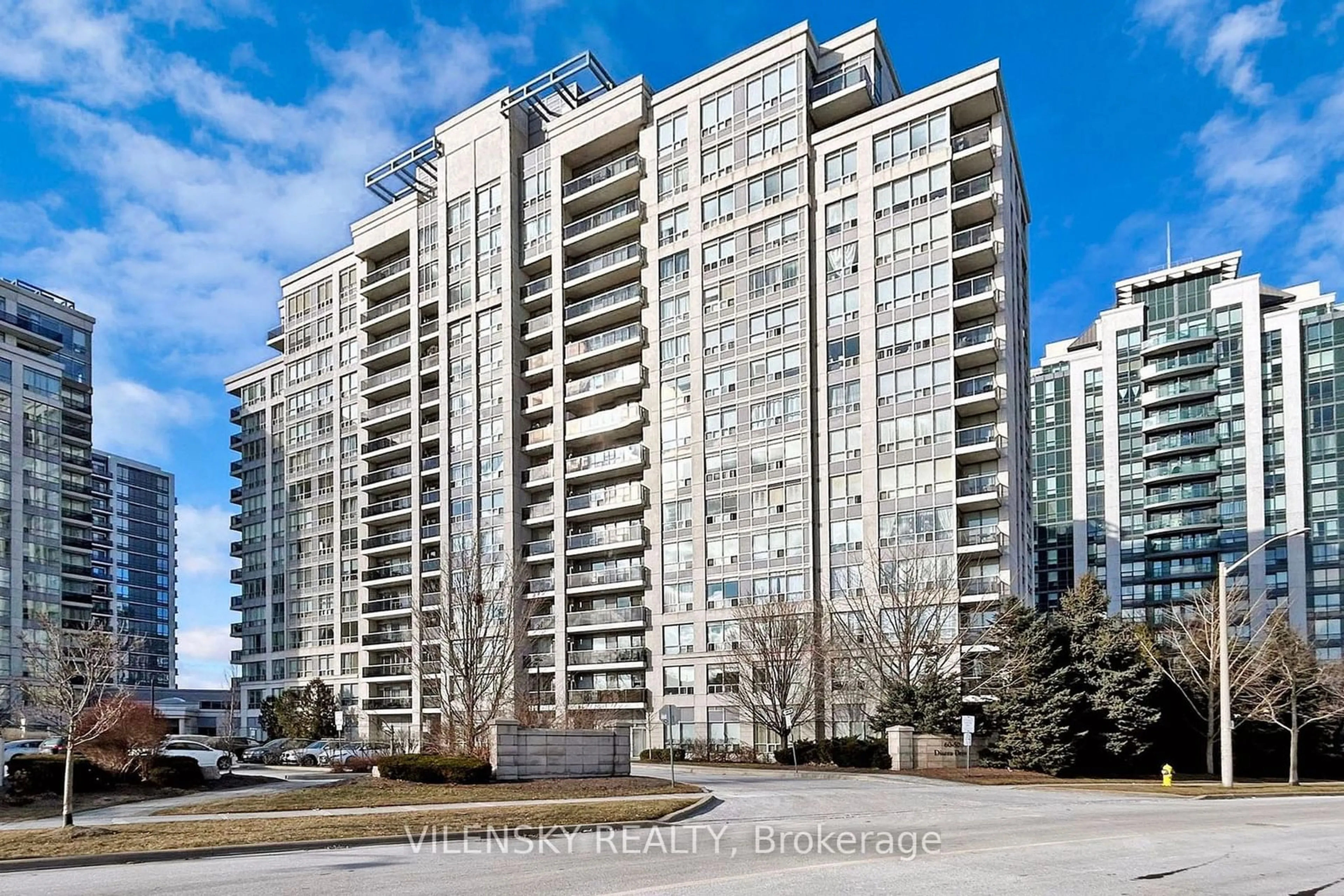 Unknown for 50 Disera Dr #309, Vaughan Ontario L4J 9E9