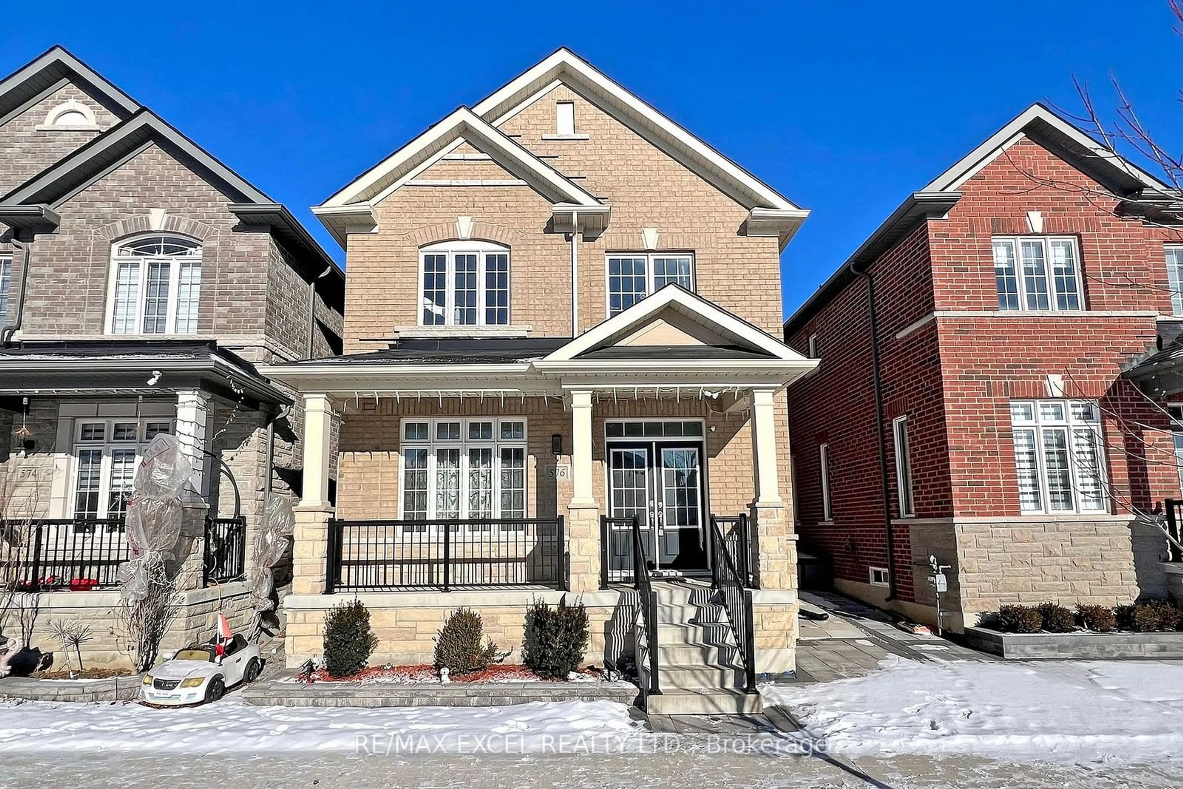 Home with brick exterior material, street for 576 William Forster Rd, Markham Ontario L6B 0Z7