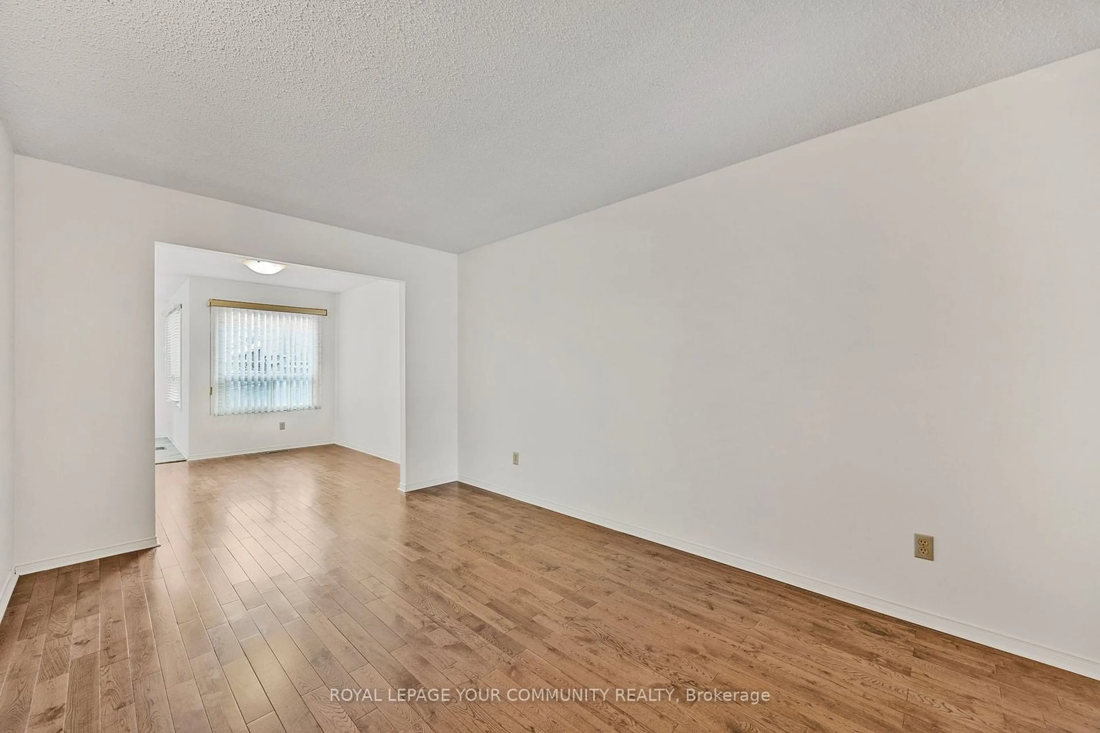 A pic of a room for 35 Buchanan Cres, Aurora Ontario L4G 5K4