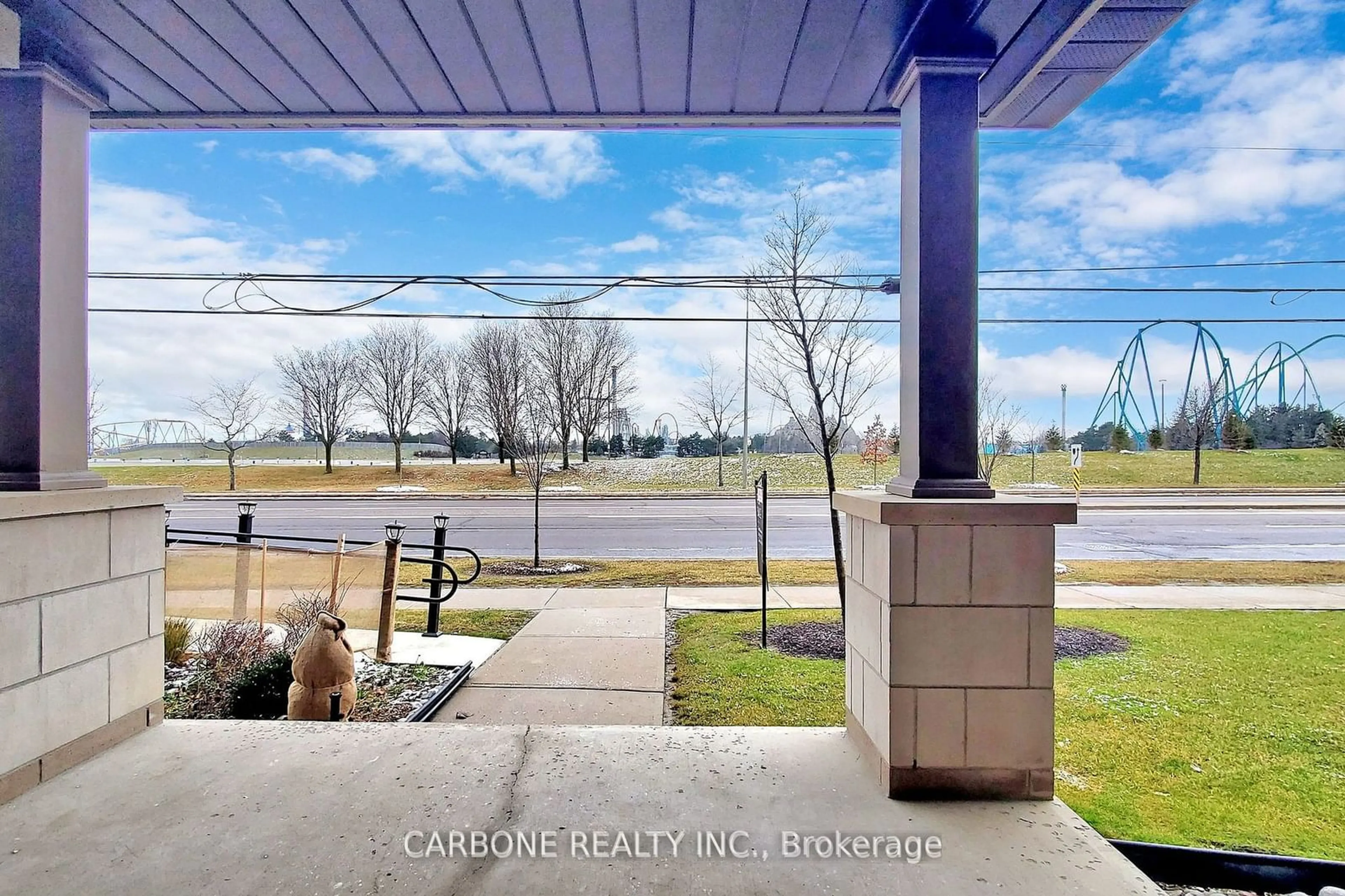 Patio, water/lake/river/ocean view for 9621 Jane St #10, Vaughan Ontario L6A 5G5