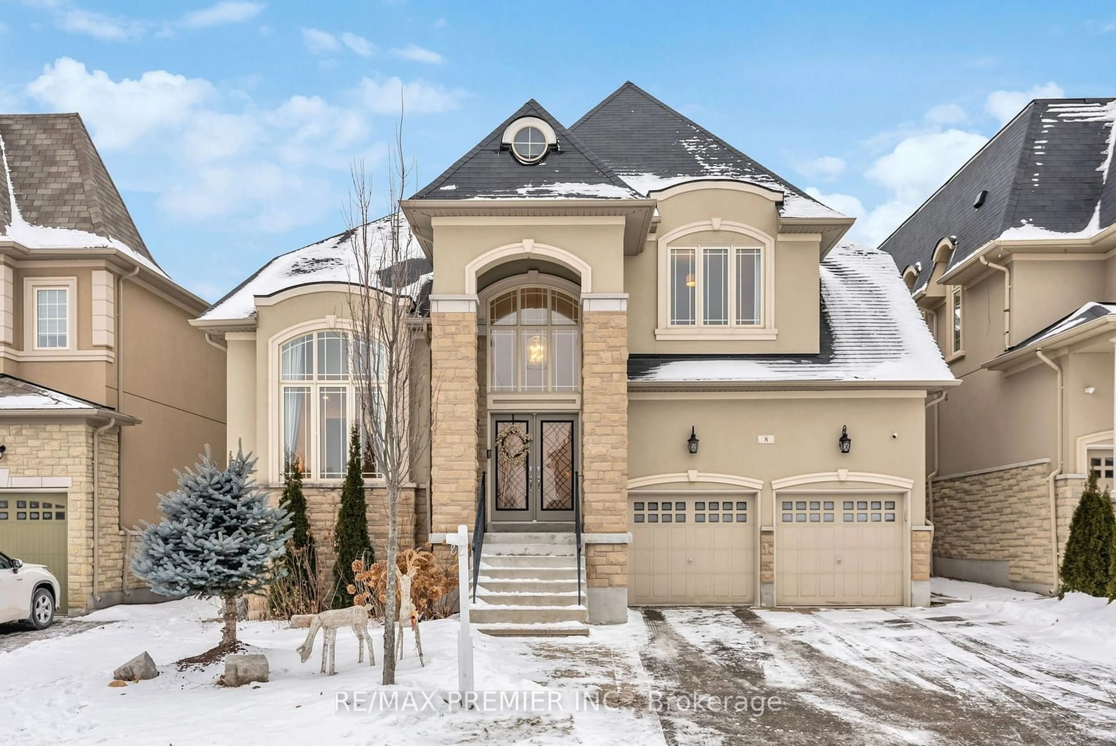 Home with brick exterior material, street for 8 Heintzman Cres, Vaughan Ontario L6A 4T8