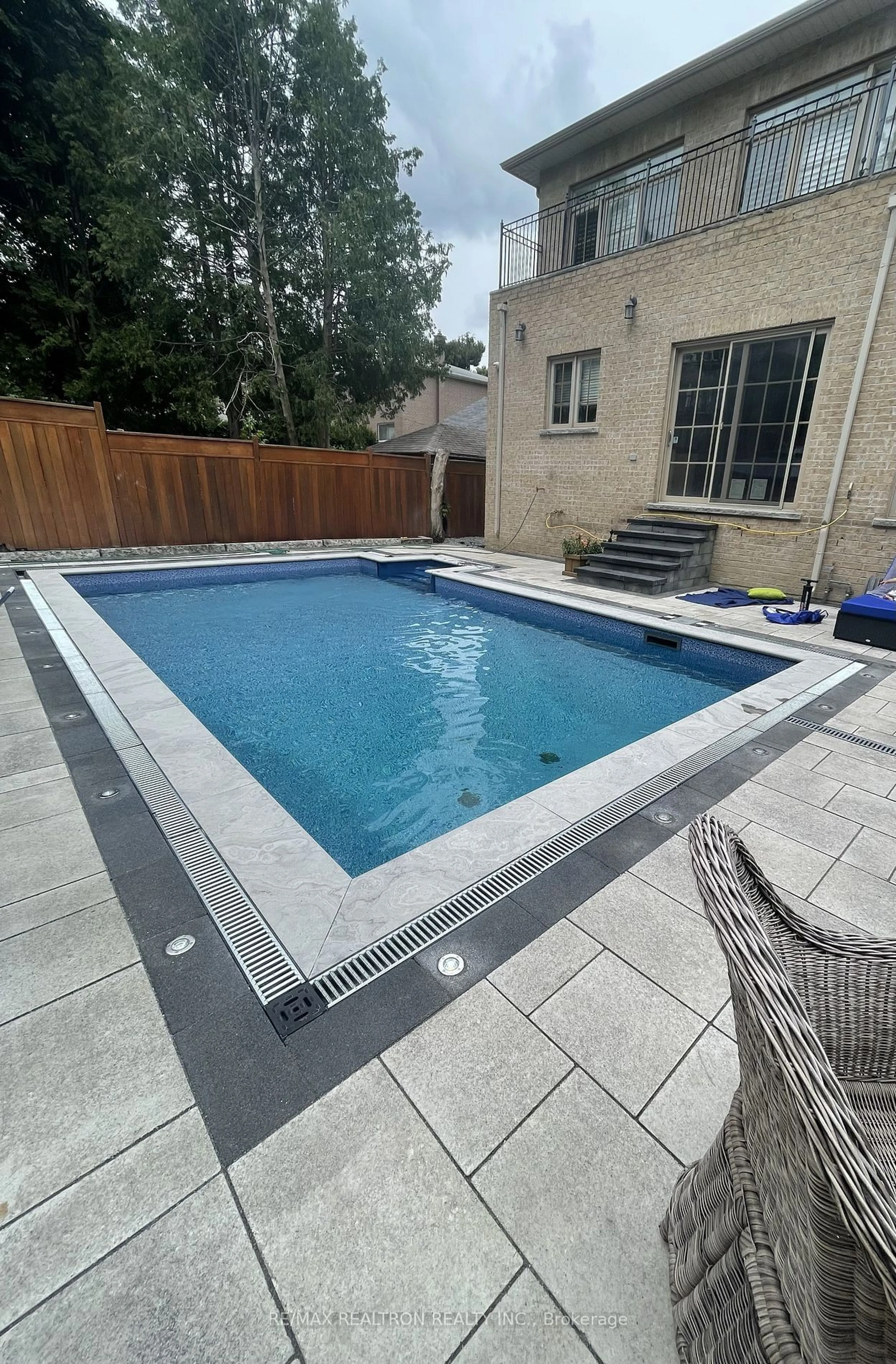 Pool for 83 Grandview Ave, Markham Ontario L3T 1H3