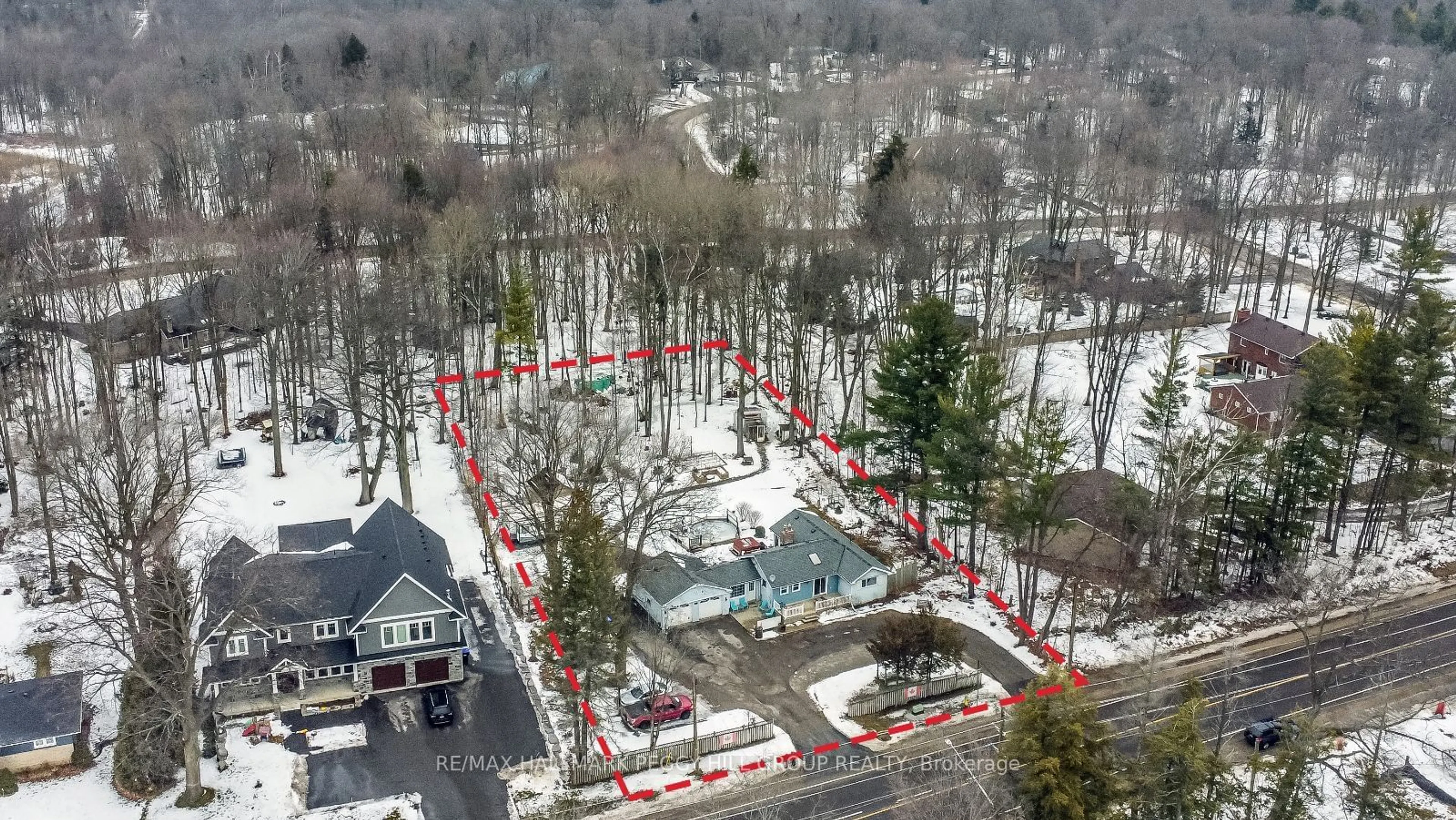 A pic from outside/outdoor area/front of a property/back of a property/a pic from drone, unknown for 1776 BIG BAY POINT Rd, Innisfil Ontario L9S 2R4