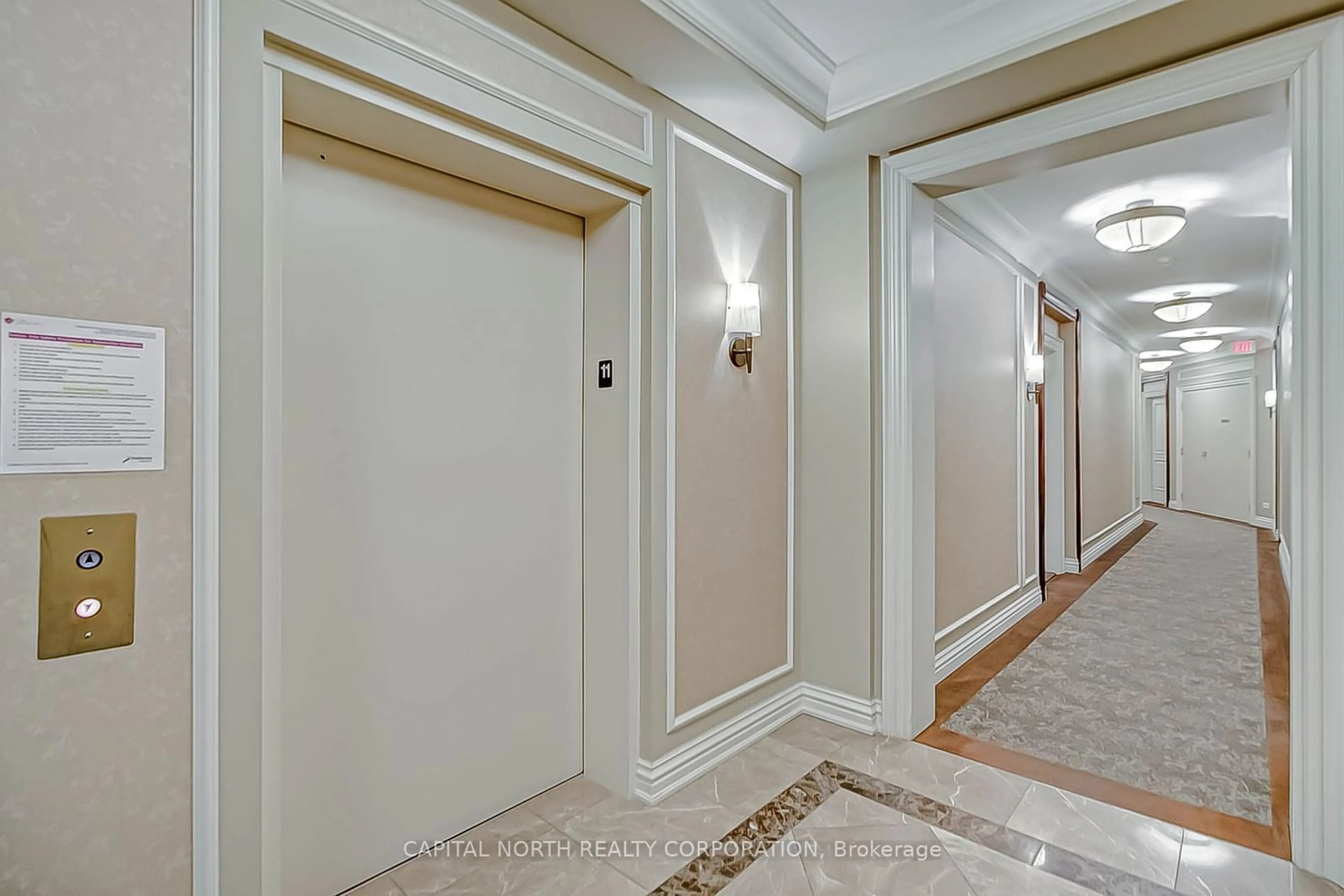 Indoor foyer for 9235 Jane St #1110, Vaughan Ontario L6A 0J8