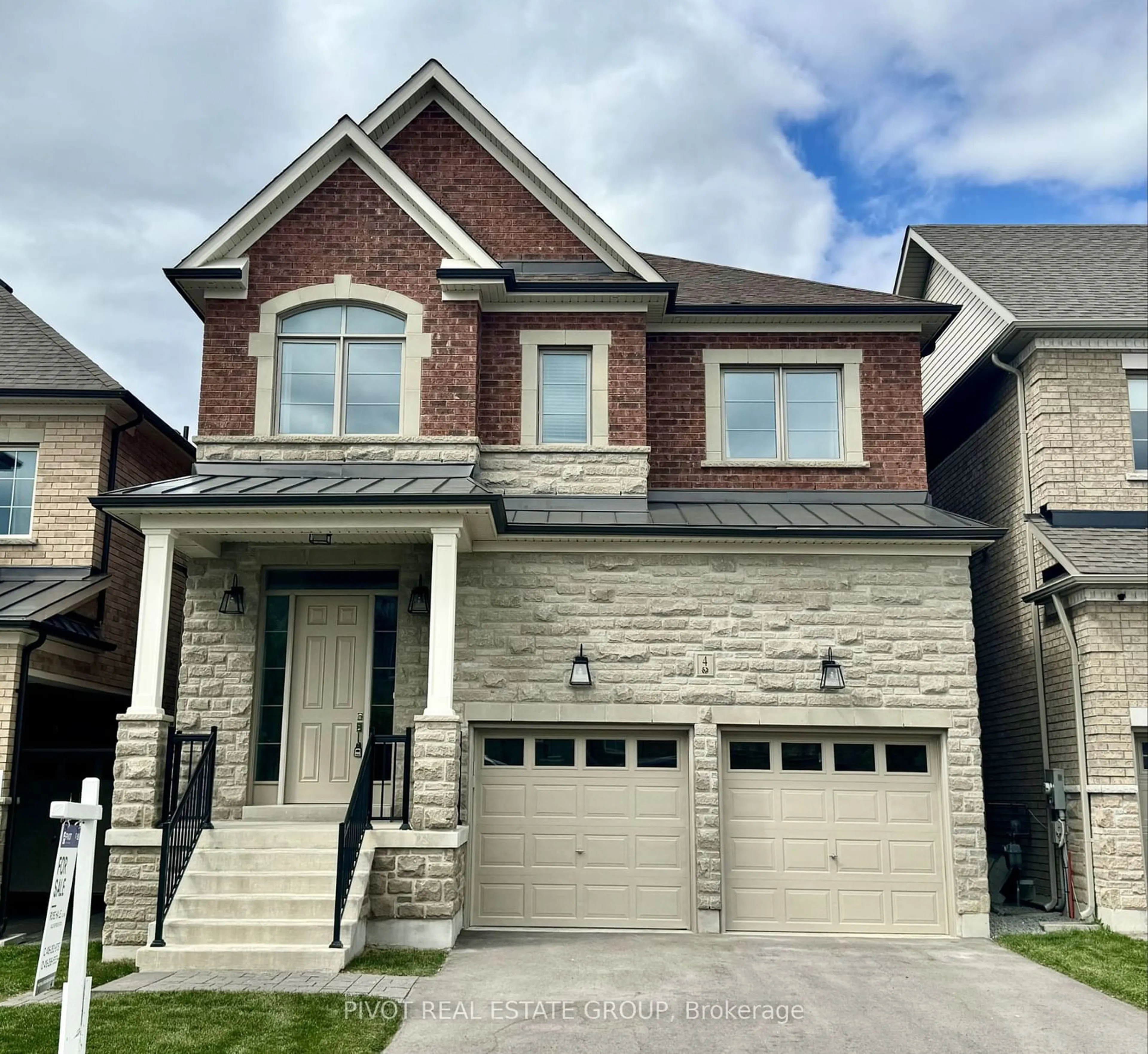 Home with brick exterior material, street for 4 Clara May Ave, East Gwillimbury Ontario L9N 0R4