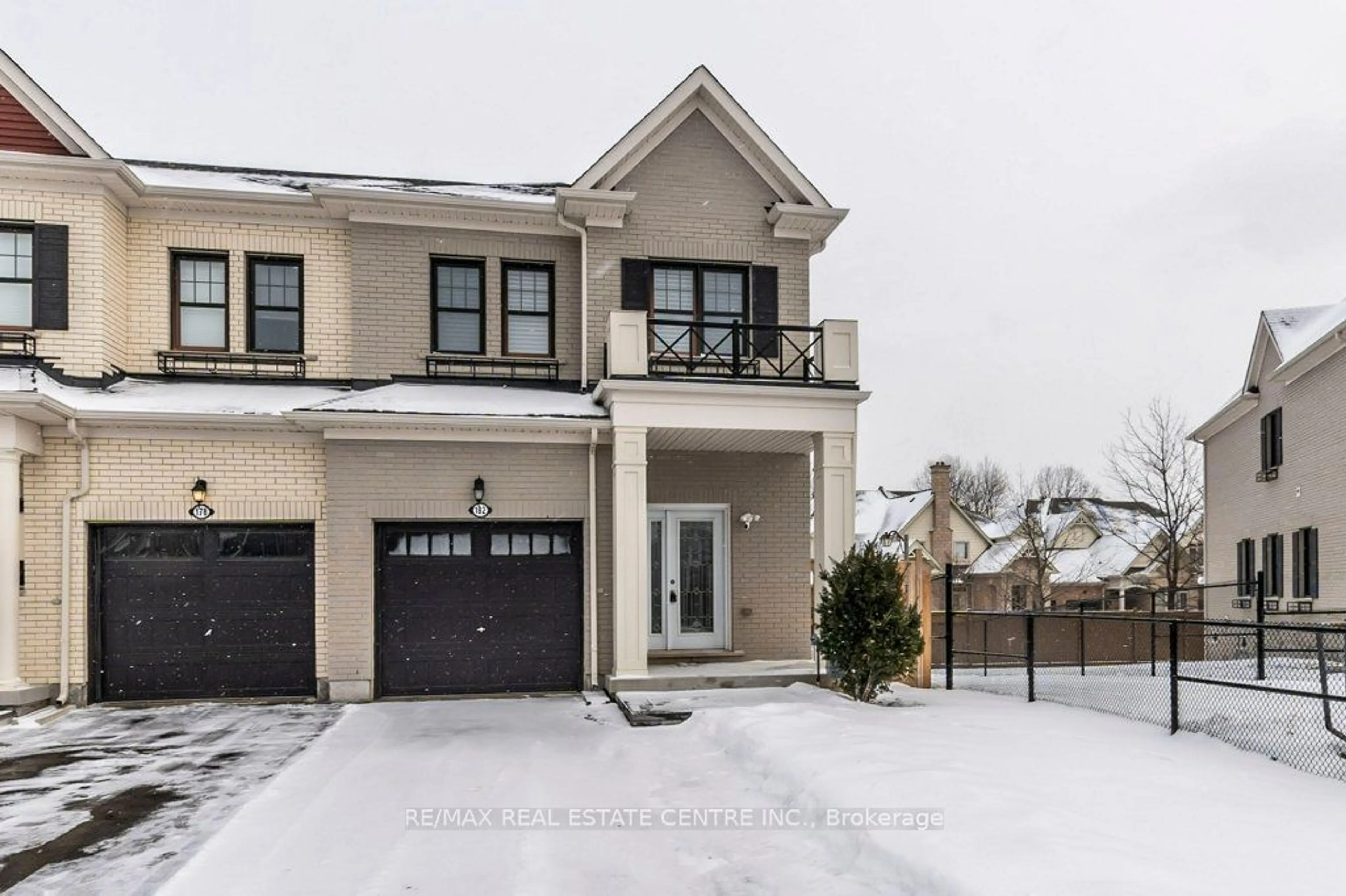 Home with brick exterior material, street for 182 Boadway Cres, Whitchurch-Stouffville Ontario L4A 1Y5