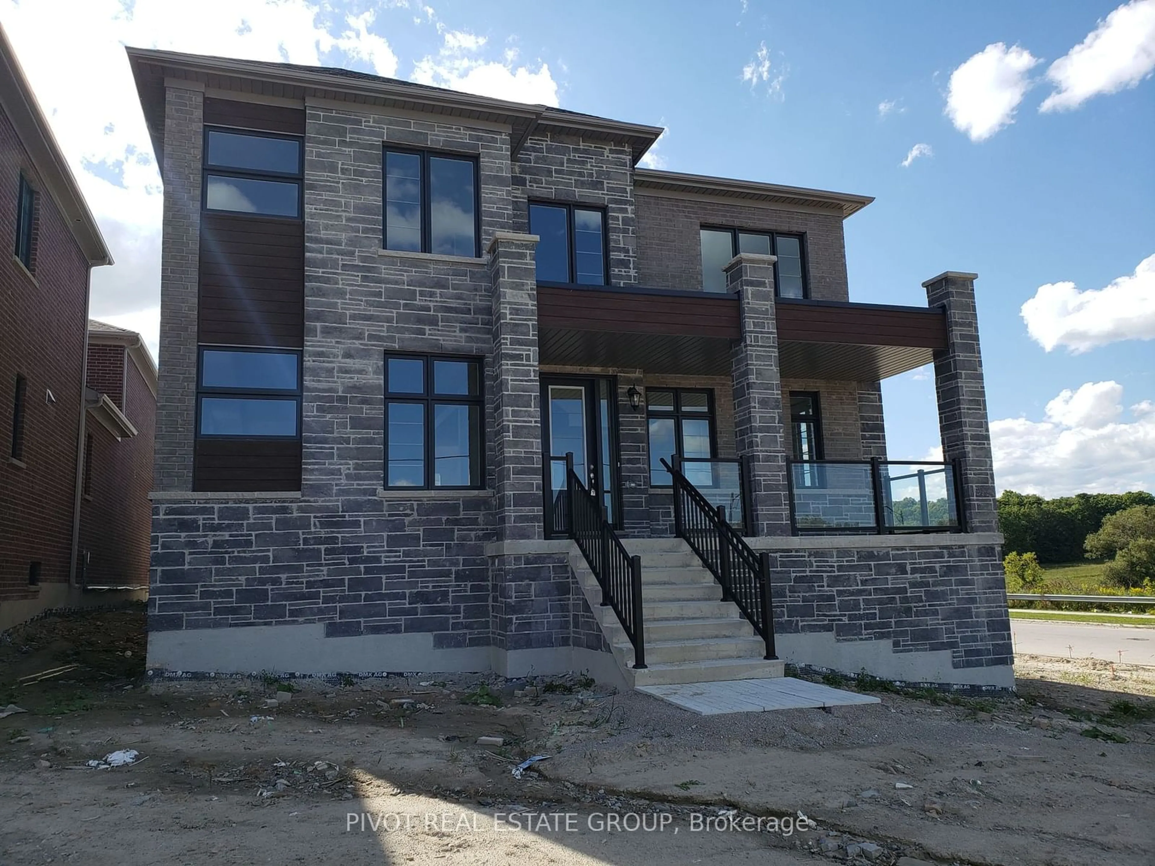 Home with brick exterior material, building for 1 Rowe St, Bradford West Gwillimbury Ontario L3Z 4M9