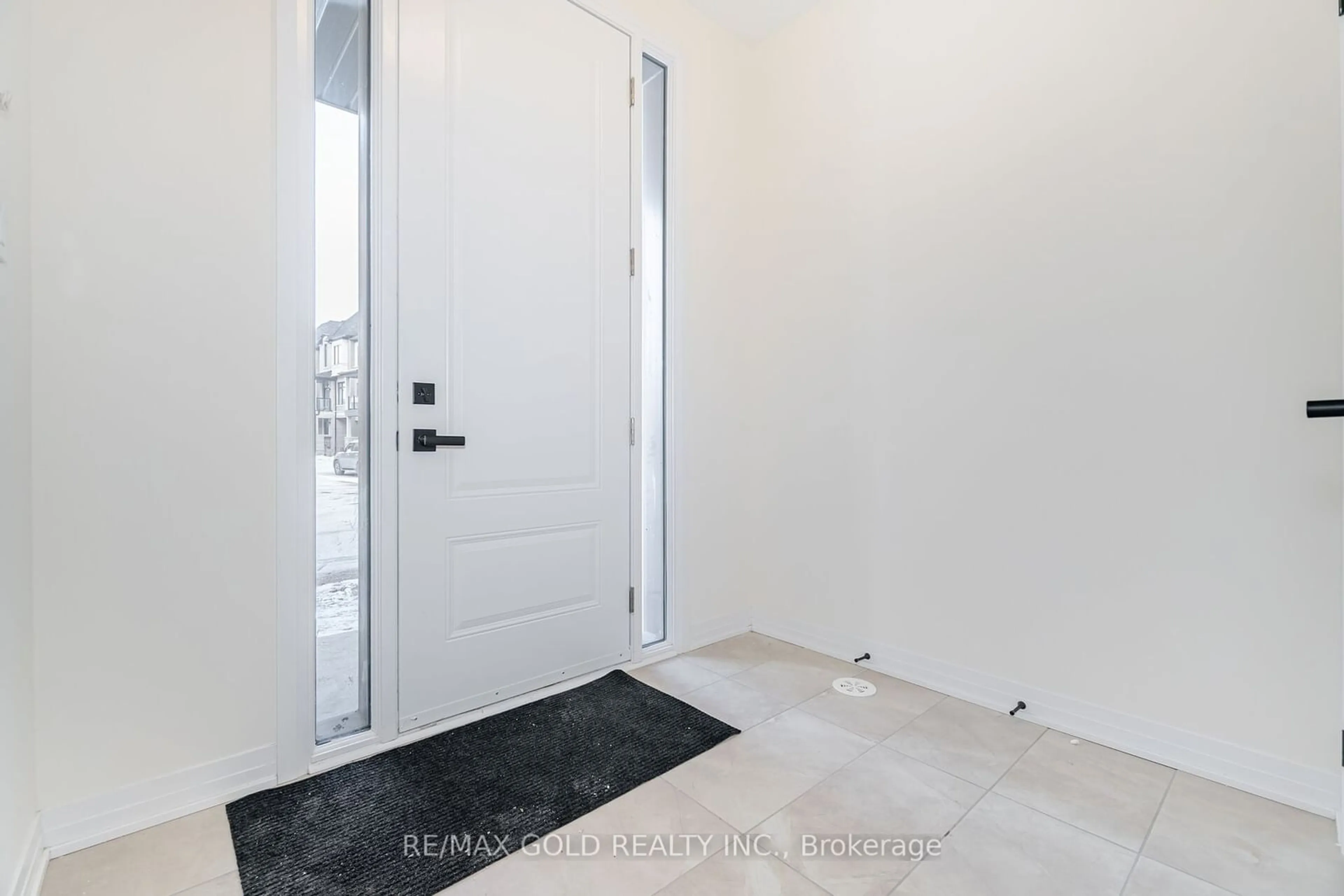 Indoor entryway for 7 Archambault Way, Vaughan Ontario L4H 5G4