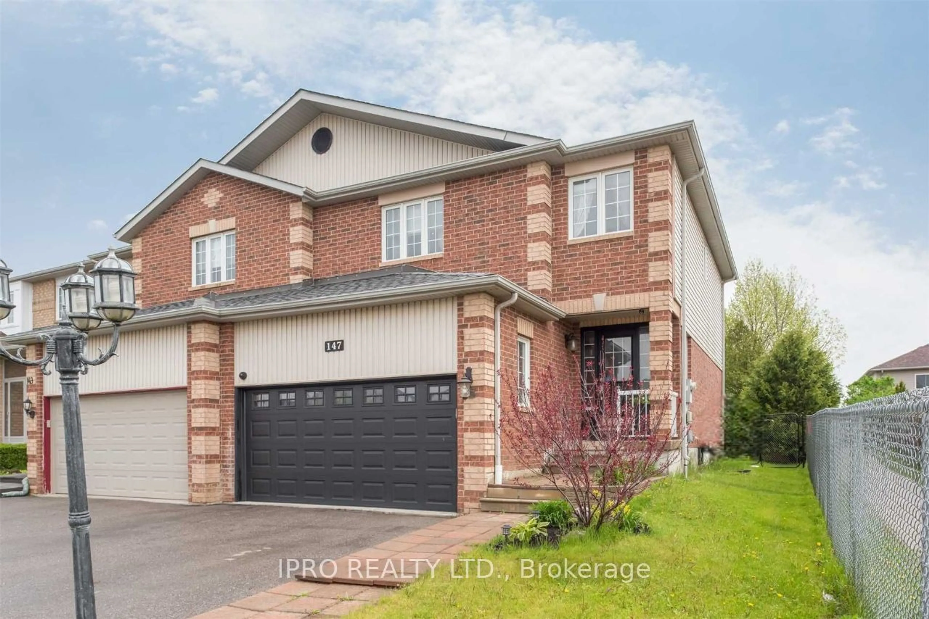 Home with brick exterior material, street for 147 Professor Day Dr, Bradford West Gwillimbury Ontario L3Z 3B9