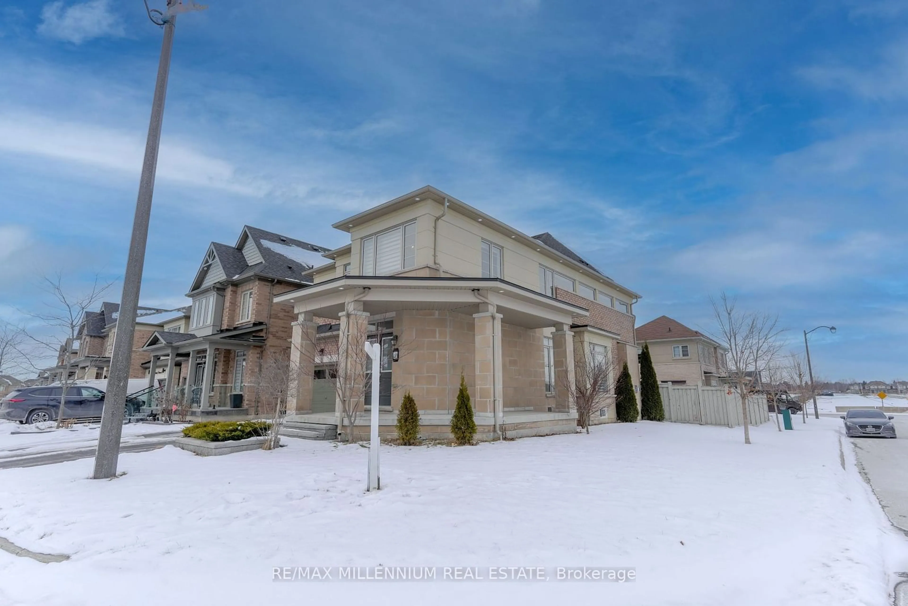 Unknown for 40 Frederick Pearson St, East Gwillimbury Ontario L9N 0R8