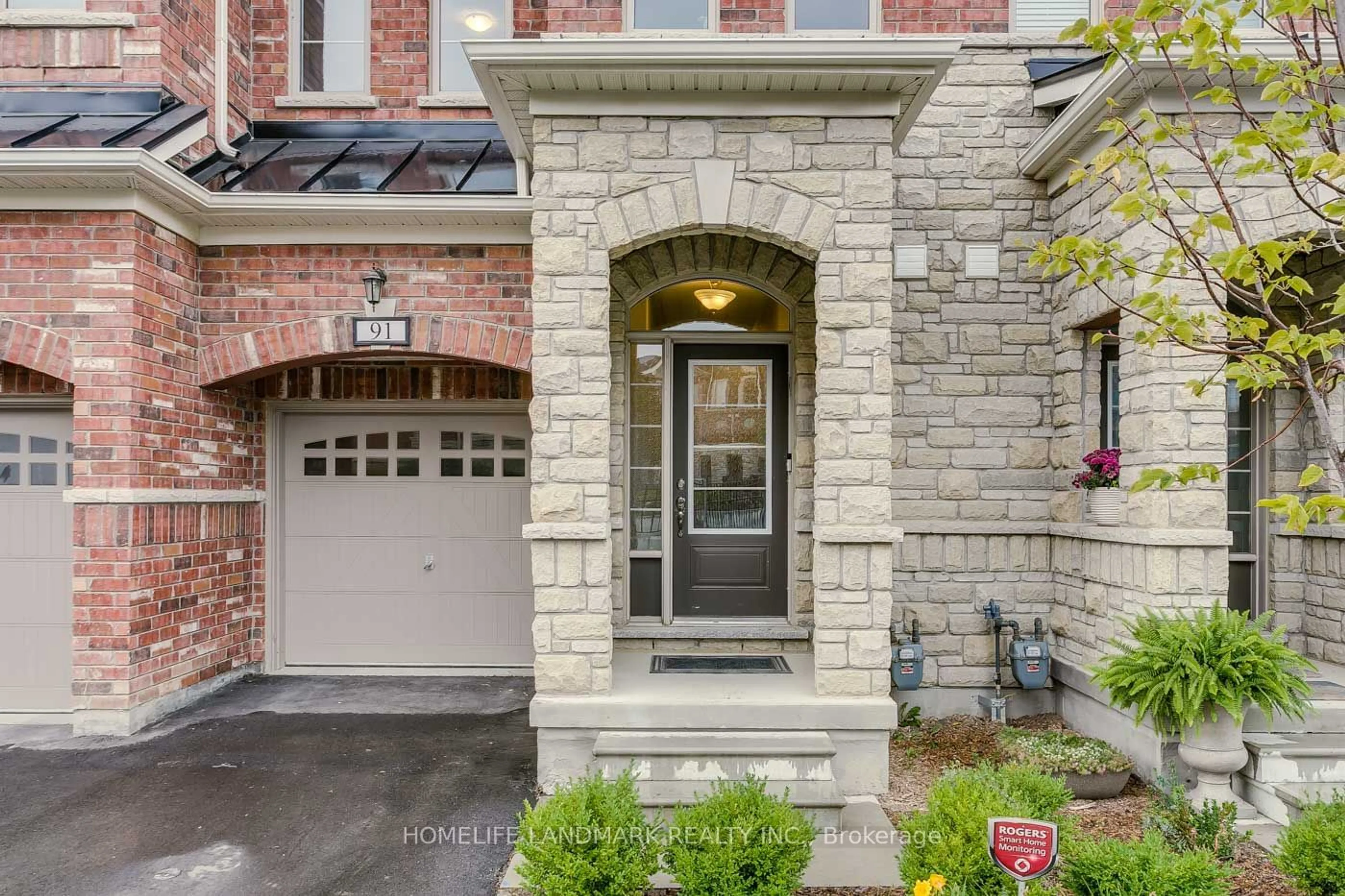 Home with brick exterior material, street for 1331 Major Mackenzie Dr #91, Vaughan Ontario L6A 4W4