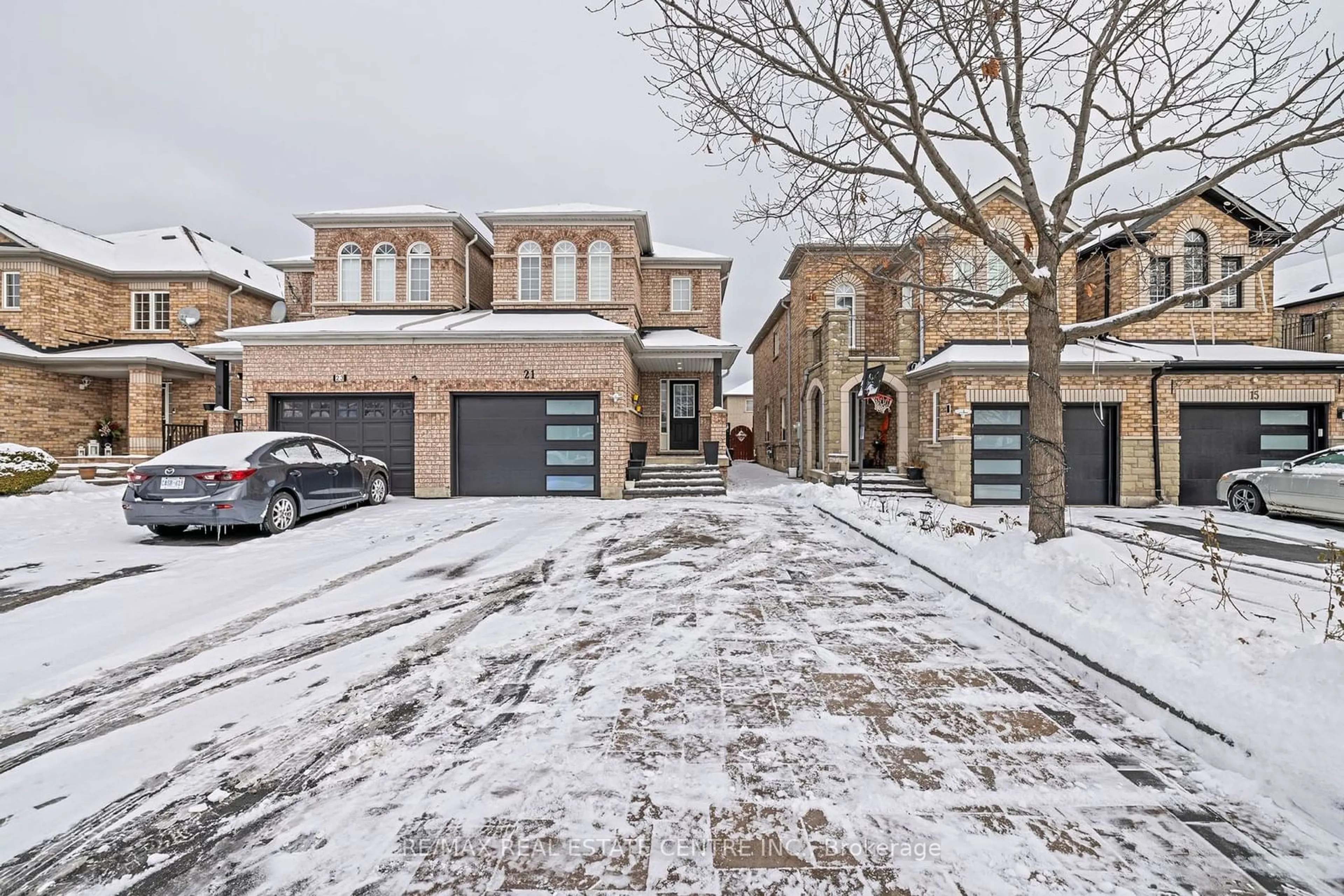 Home with brick exterior material, street for 21 Deepsprings Cres, Vaughan Ontario L6A 3M4