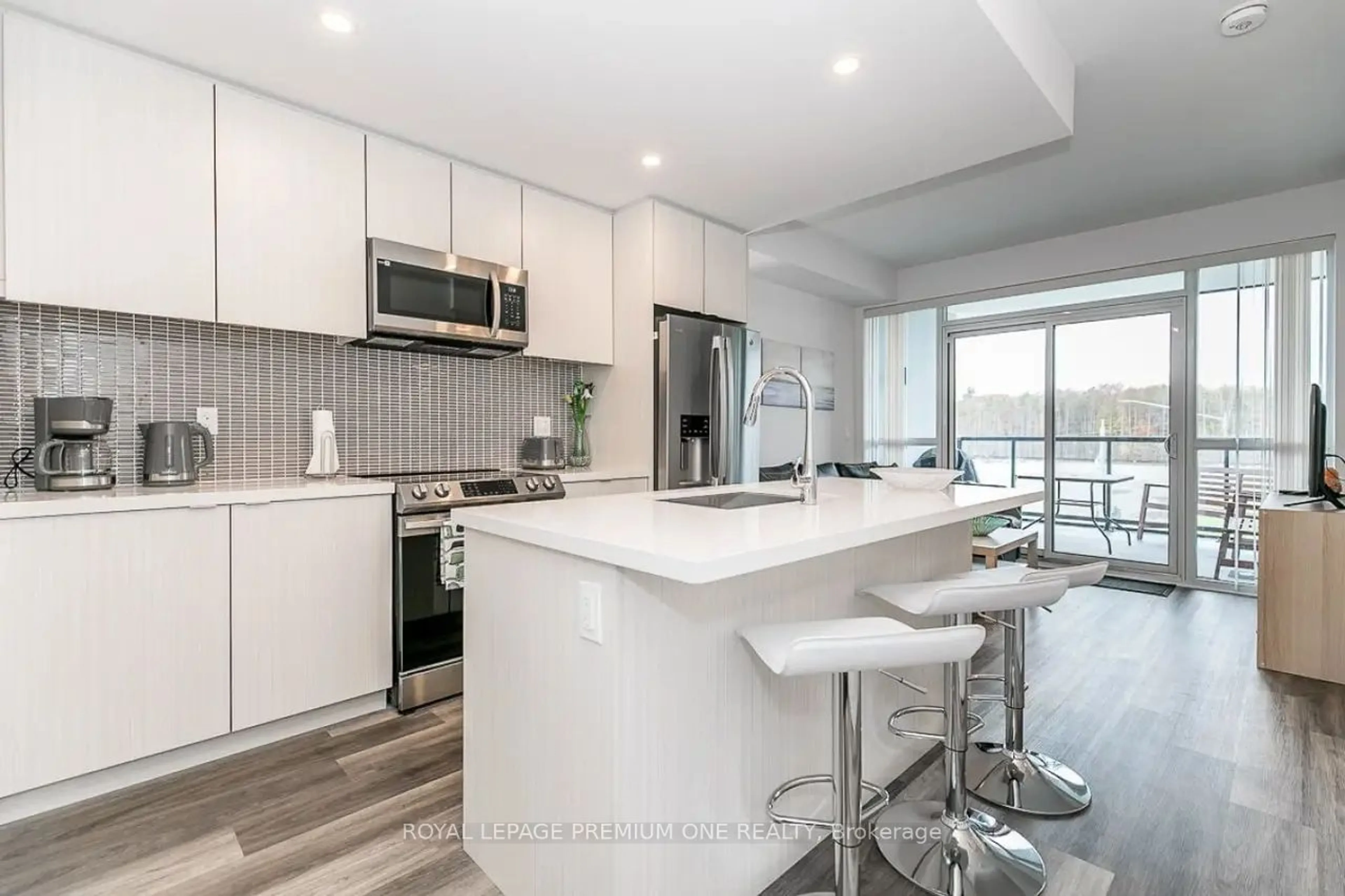 Open concept kitchen, unknown for 415 Sea Ray Ave #306, Innisfil Ontario L9S 0R5