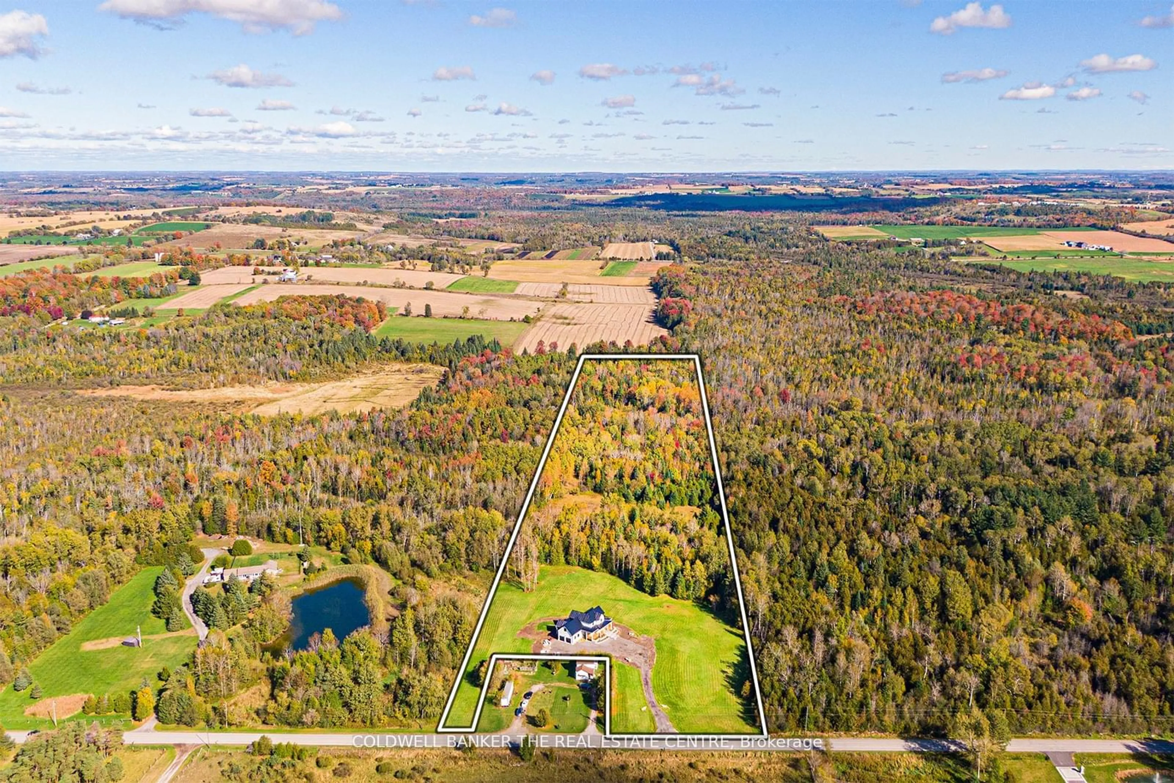 A pic from outside/outdoor area/front of a property/back of a property/a pic from drone, water/lake/river/ocean view for 11601 Concession 3 Rd, Uxbridge Ontario L9L 1R1