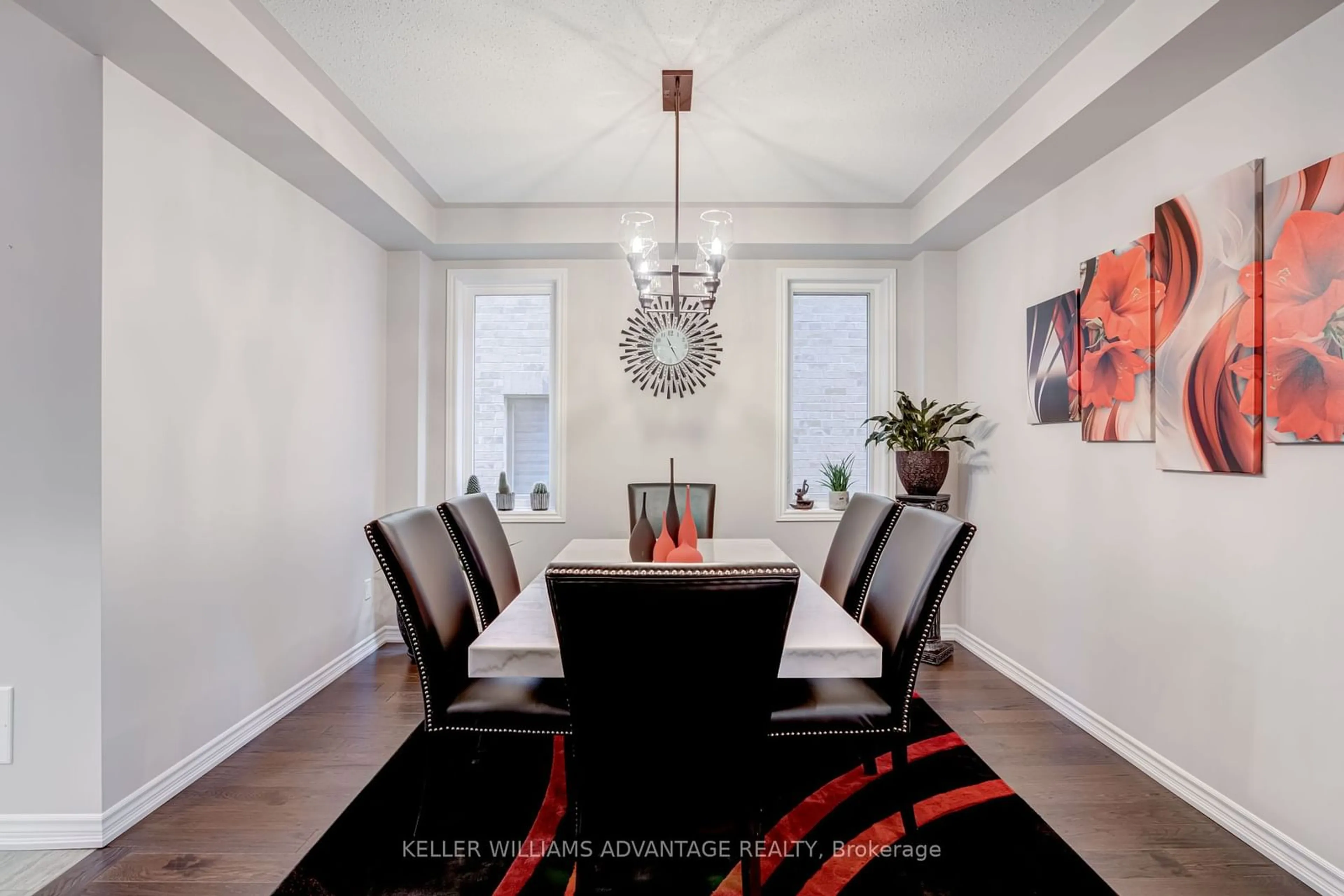 Dining room, wood/laminate floor for 52 Gould Cres, New Tecumseth Ontario L0G 1A0