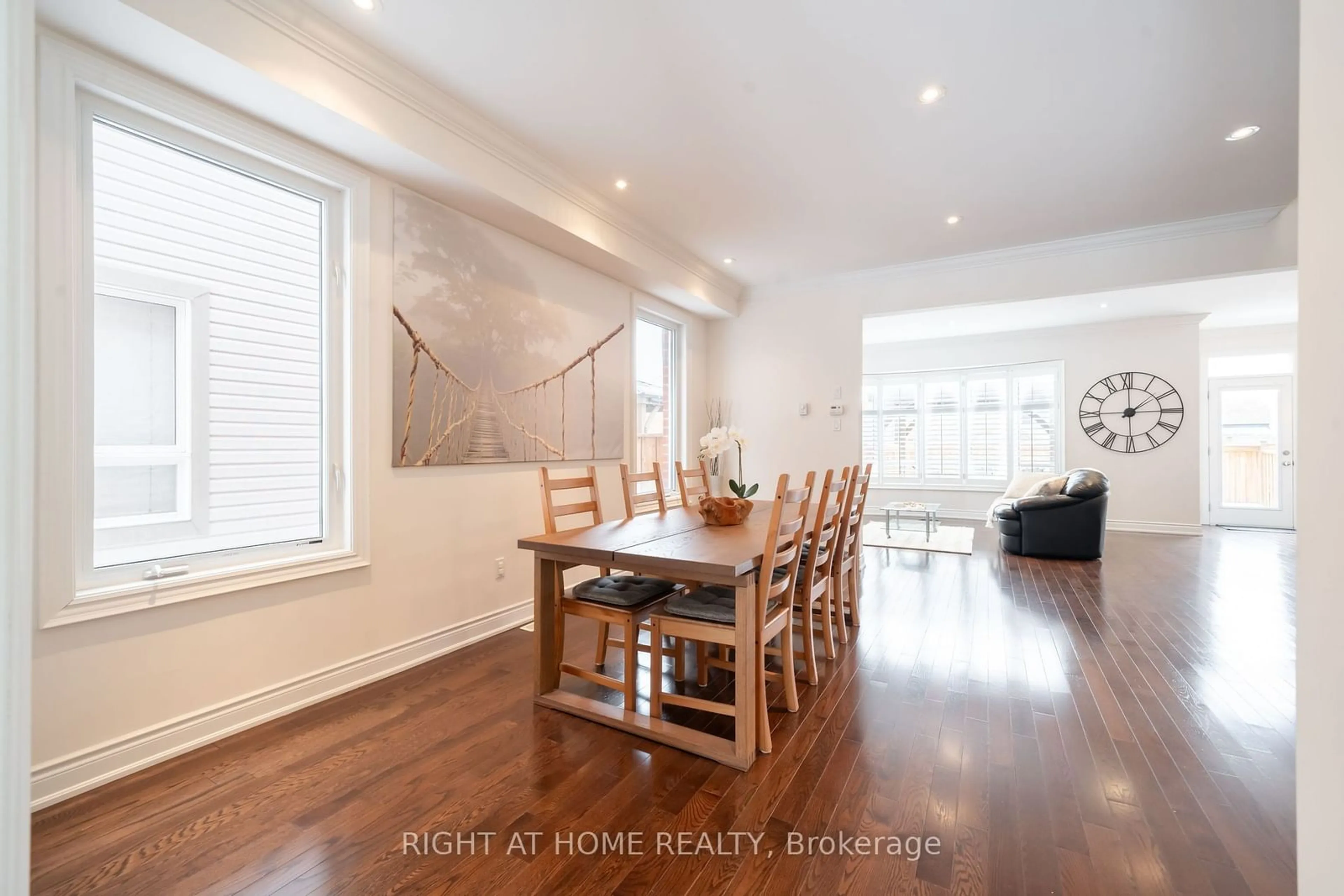 Dining room, wood/laminate floor for 82 John Link Ave, Georgina Ontario L0E 1R0