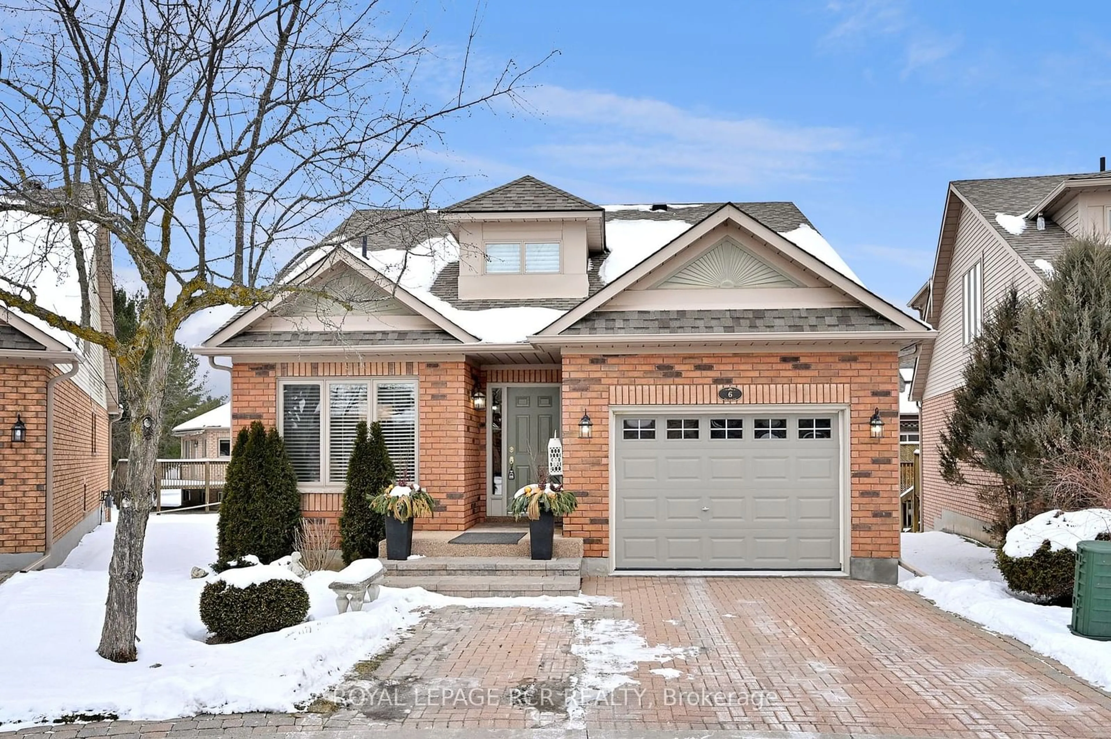 Home with brick exterior material, street for 6 Fortuna Circ, New Tecumseth Ontario L9R 1Z3