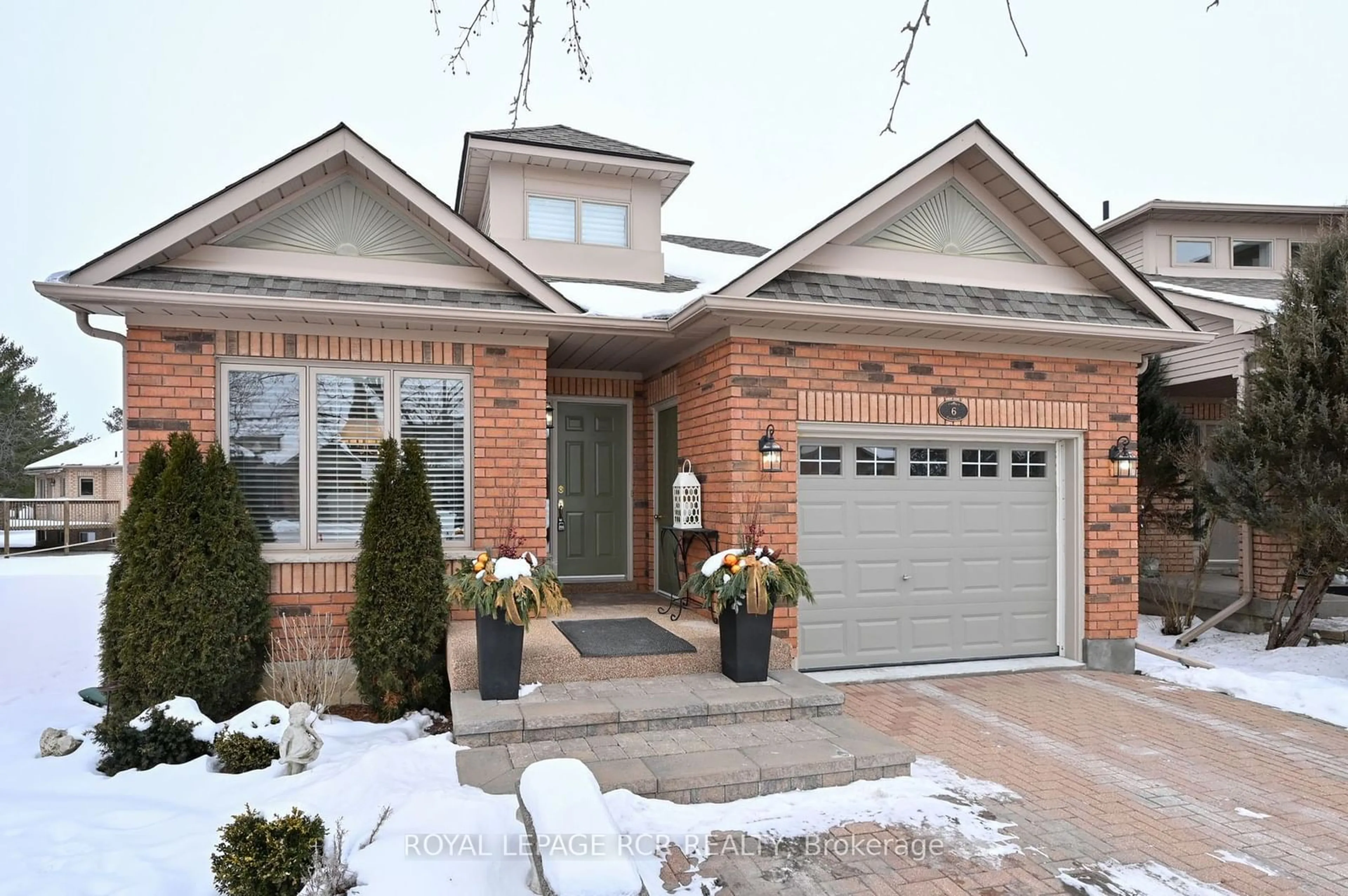 Home with brick exterior material, street for 6 Fortuna Circ, New Tecumseth Ontario L9R 1Z3