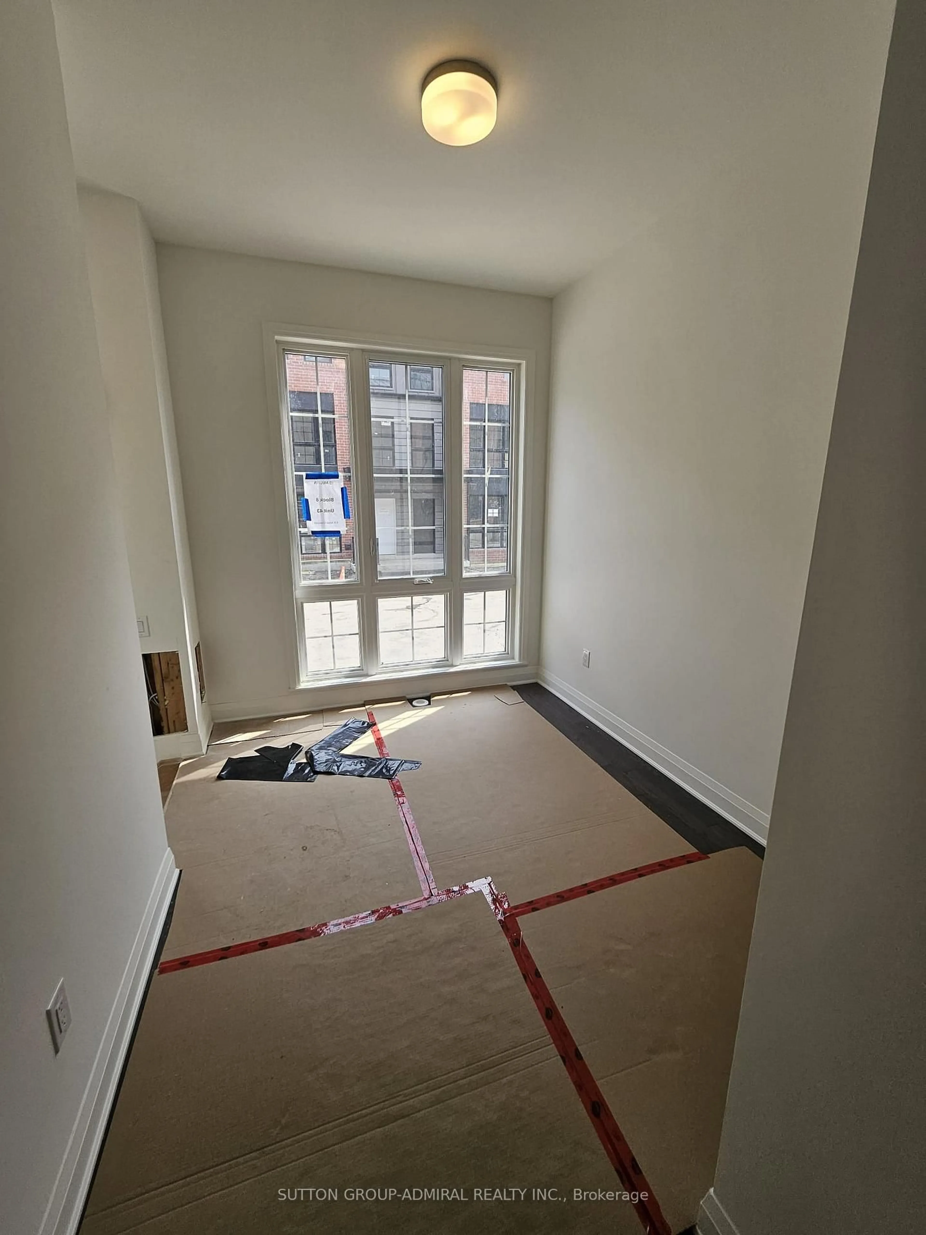 A pic of a room for 300 Atkinson Ave #43, Vaughan Ontario L4J 8A2