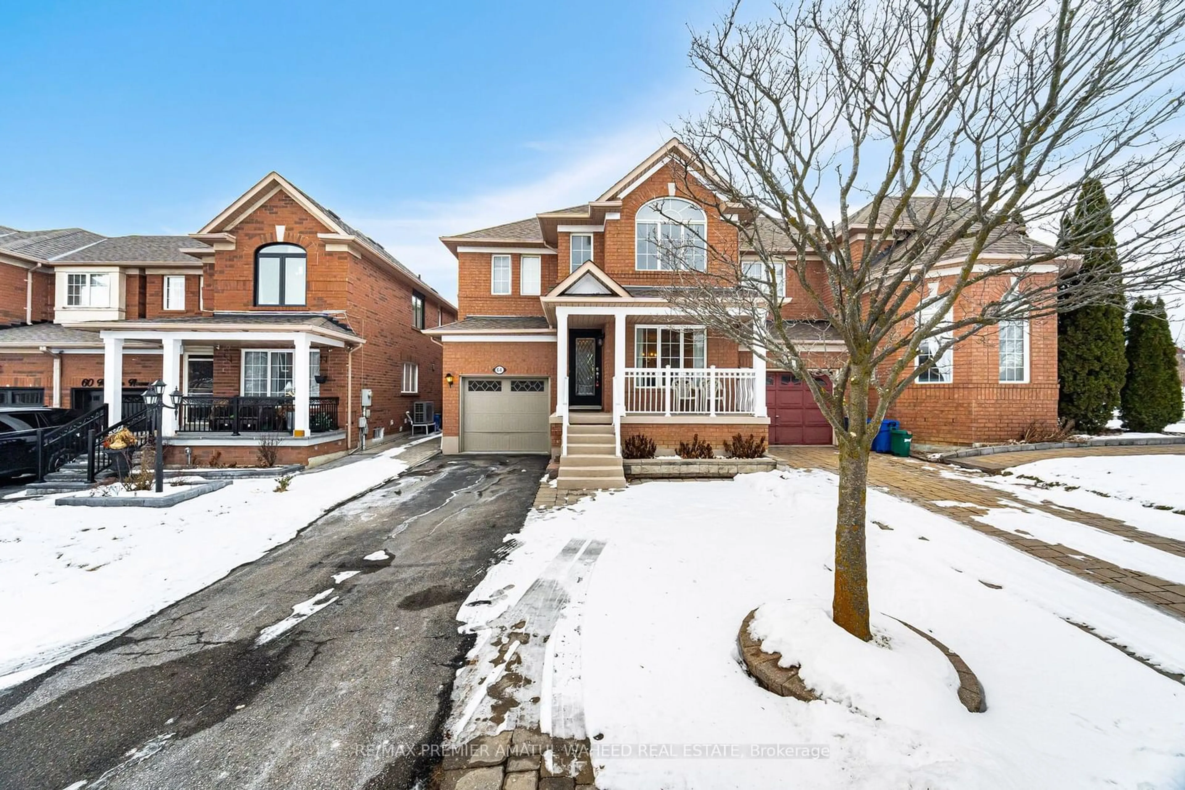 Home with brick exterior material, street for 64 Madeira Ave, Vaughan Ontario L6A 2Y2