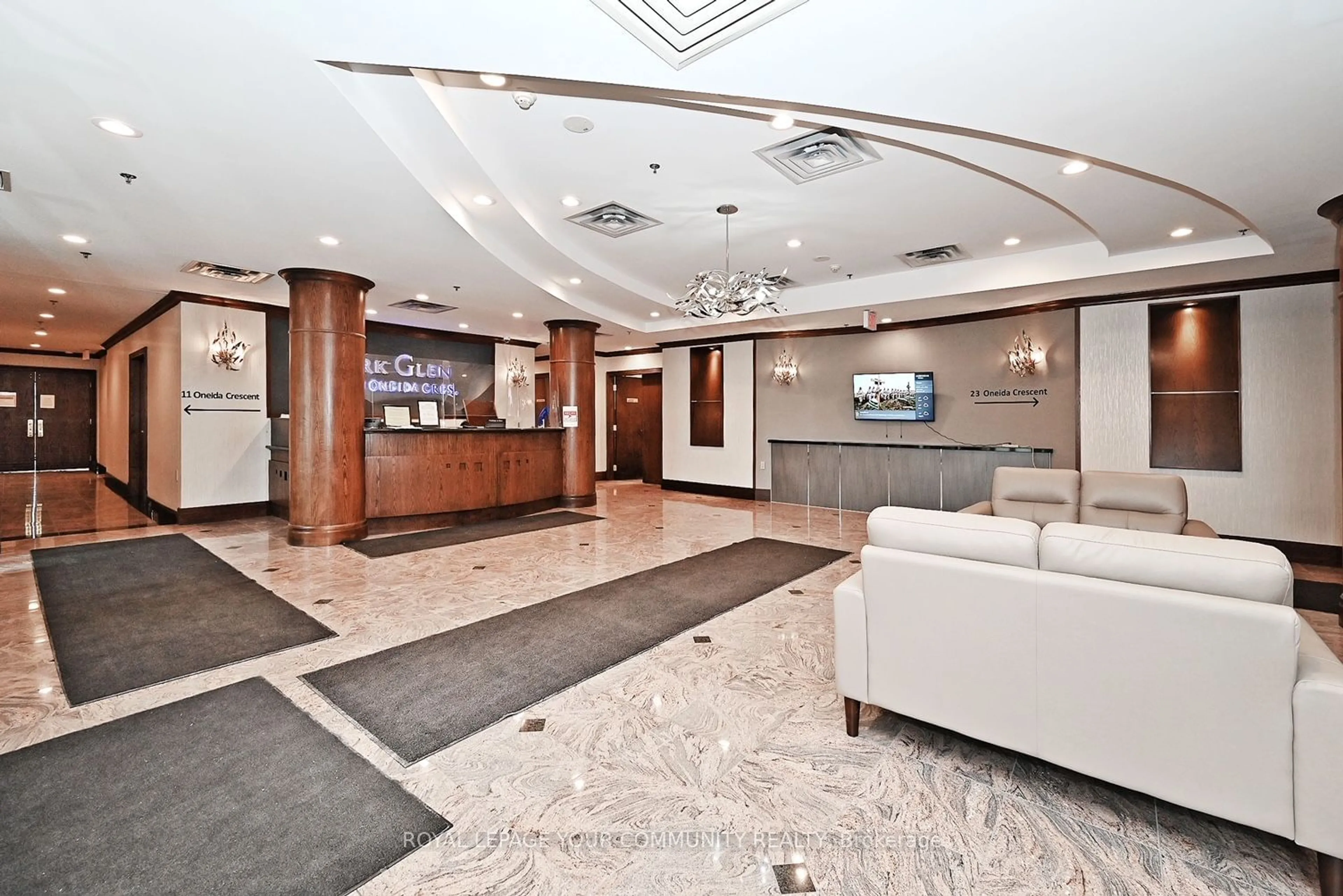 Lobby for 23 Oneida Cres #1206, Richmond Hill Ontario L4B 0A2