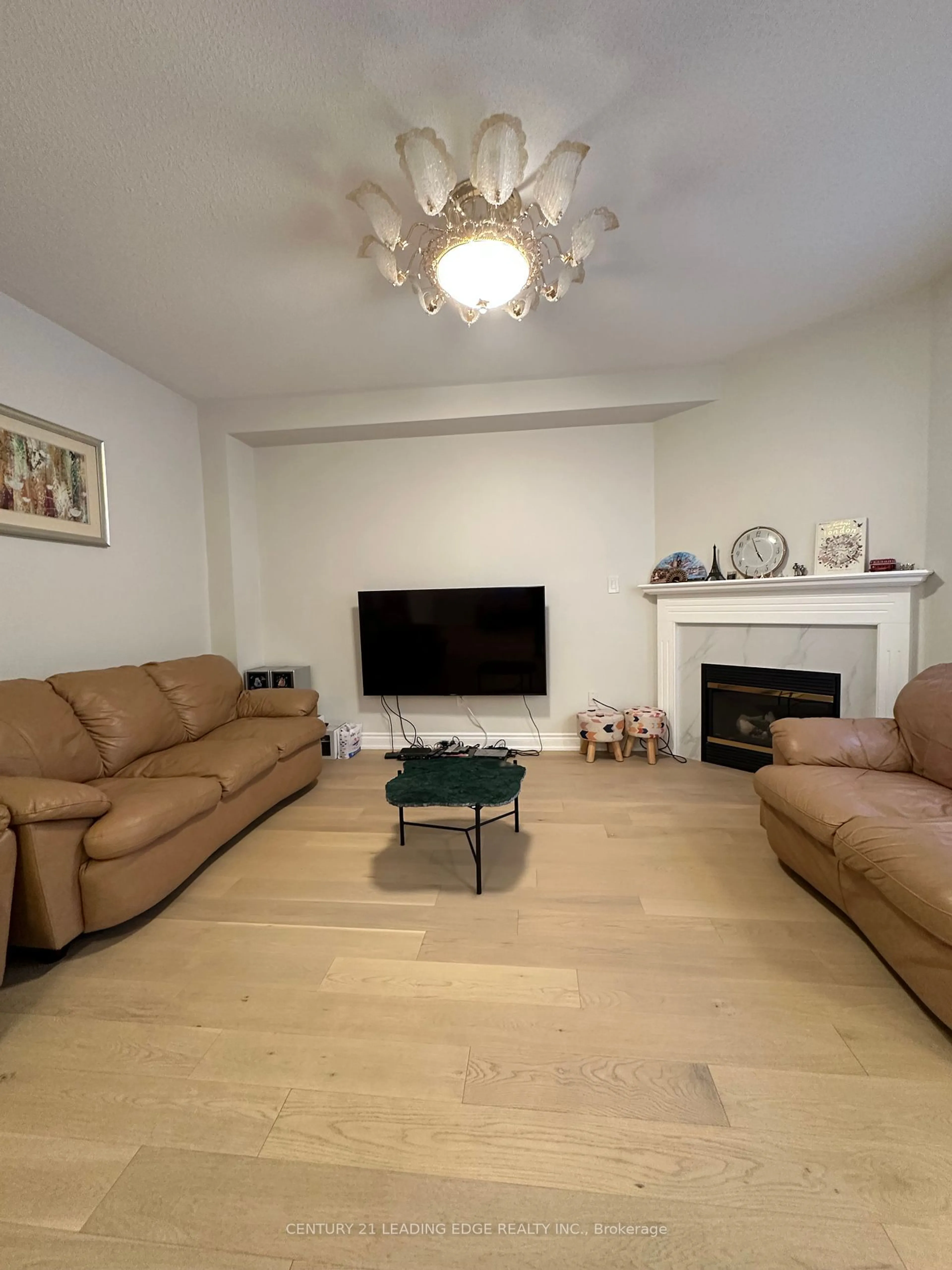 Living room with furniture, unknown for 380 ELSON St, Markham Ontario L3S 4R9