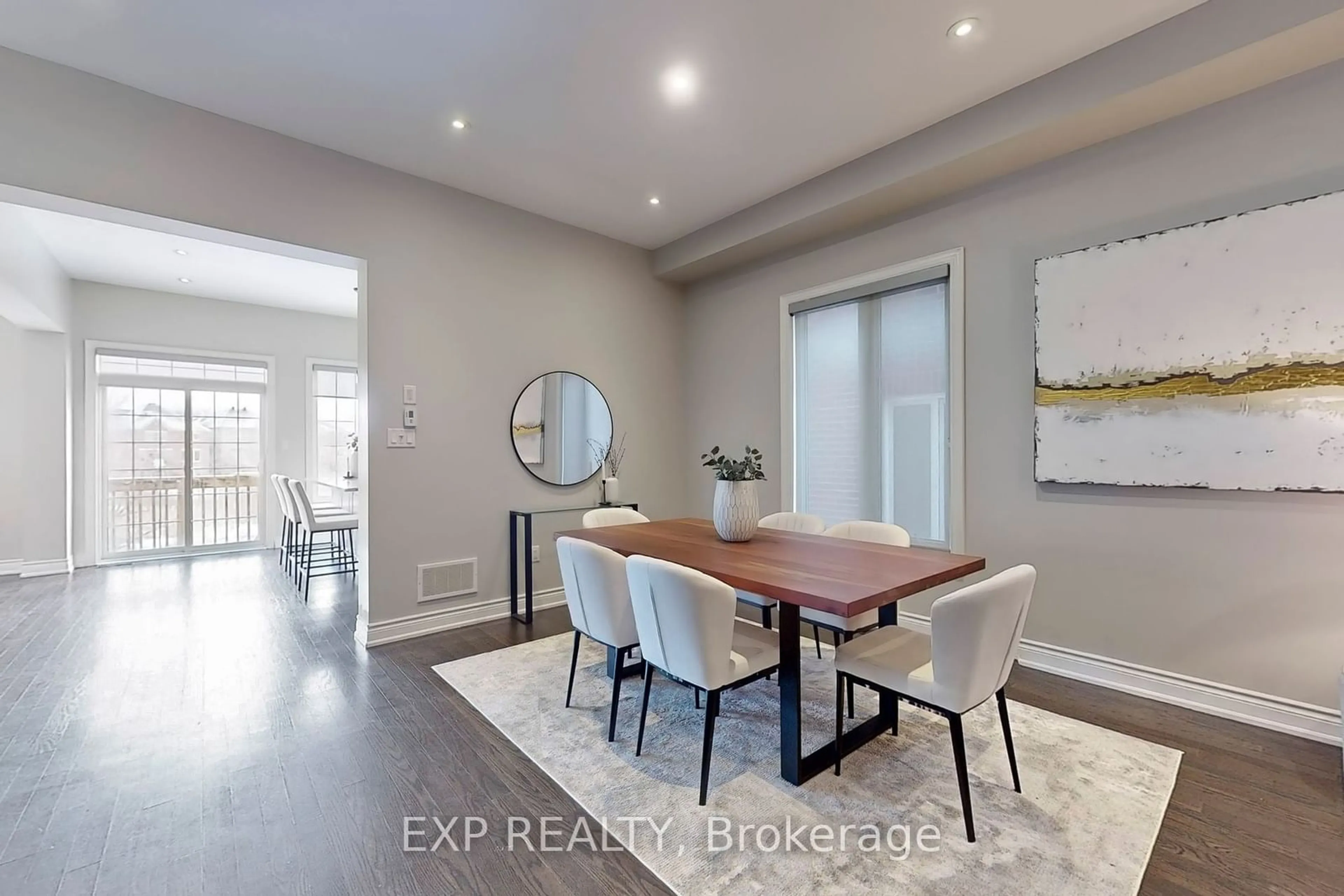 Dining room, unknown for 50 Sharonview Cres, East Gwillimbury Ontario L0G 1V0