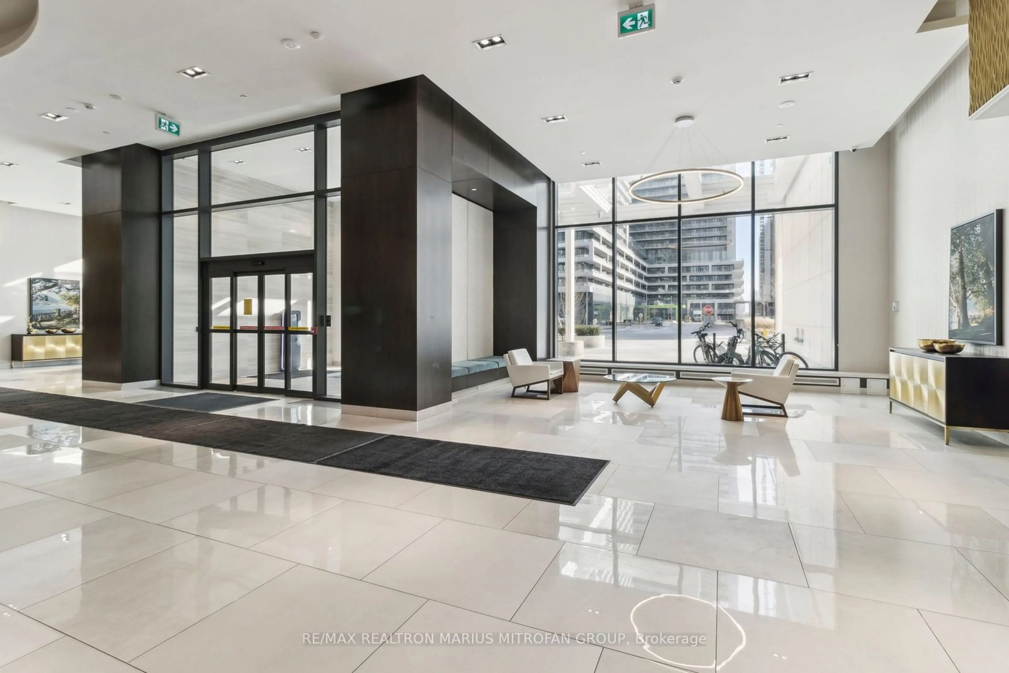 Lobby for 9000 Jane St #1925, Vaughan Ontario L4K 0M6