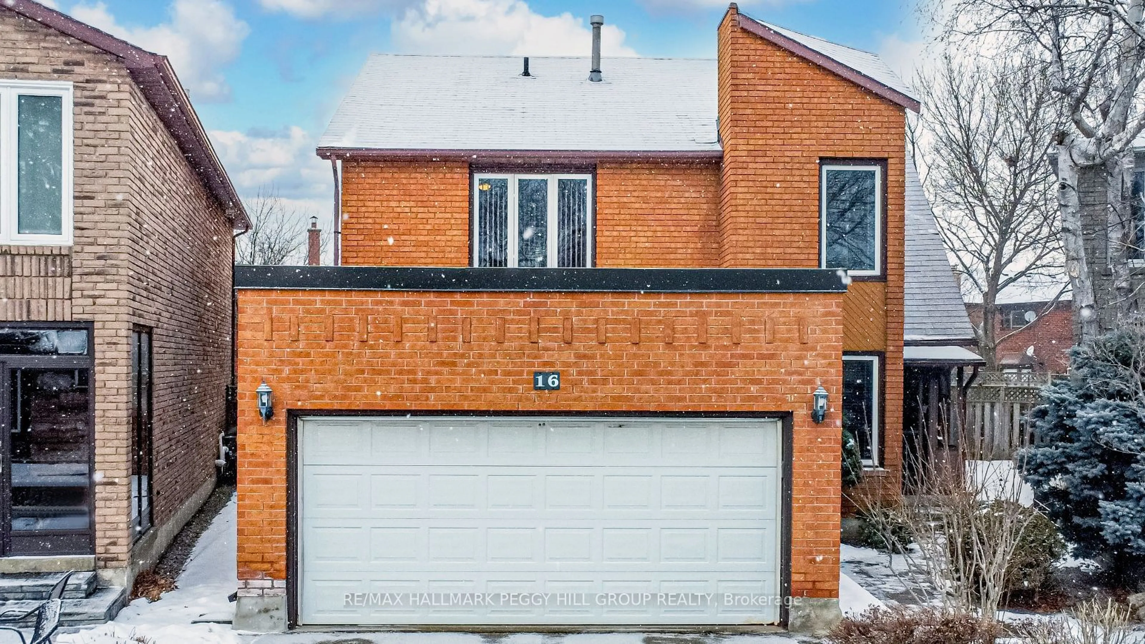 Home with brick exterior material, street for 16 Kimbergate Way, Vaughan Ontario L4J 6R5