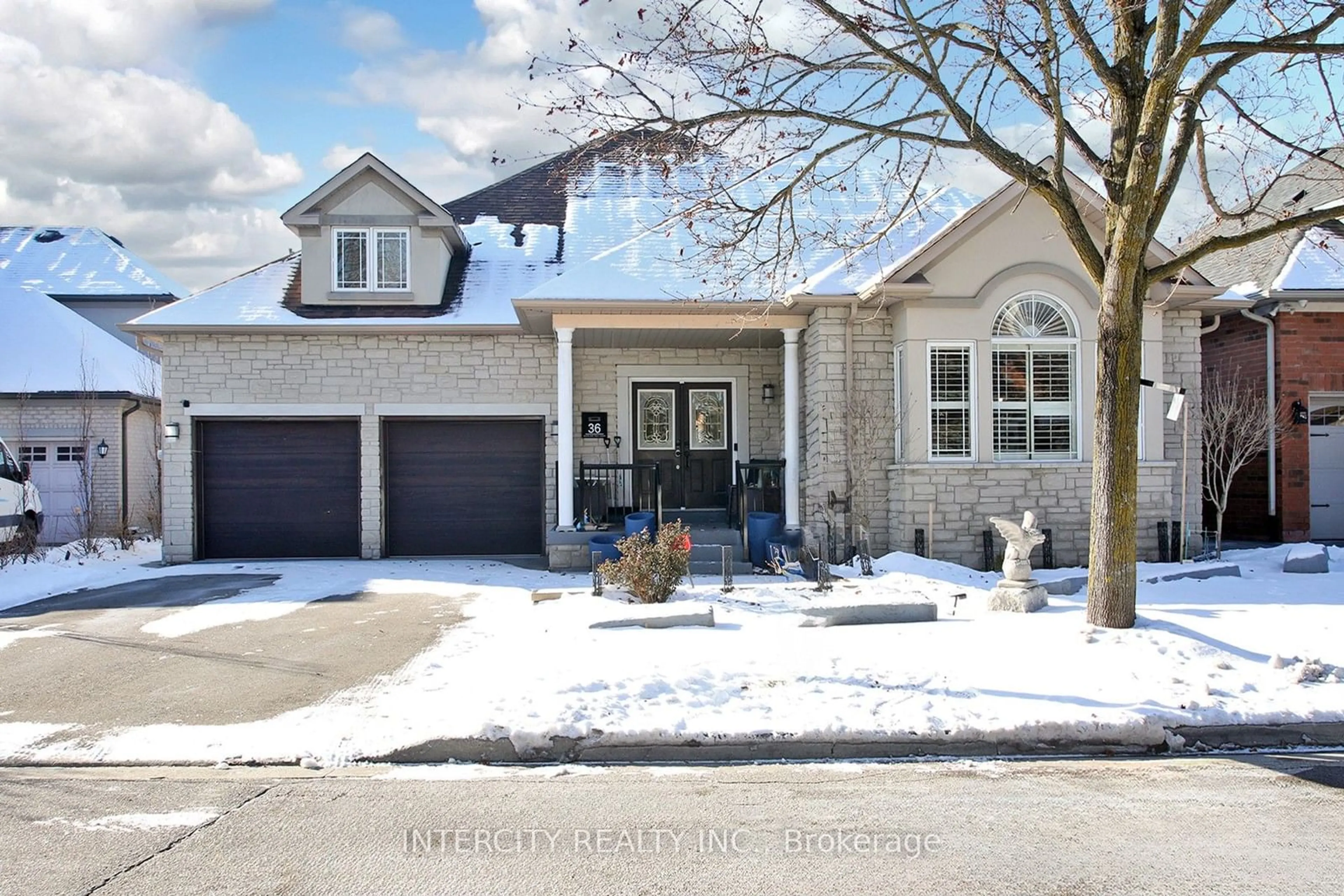 Home with brick exterior material, street for 36 Woodland Trail Crt, Vaughan Ontario L4L 9H9