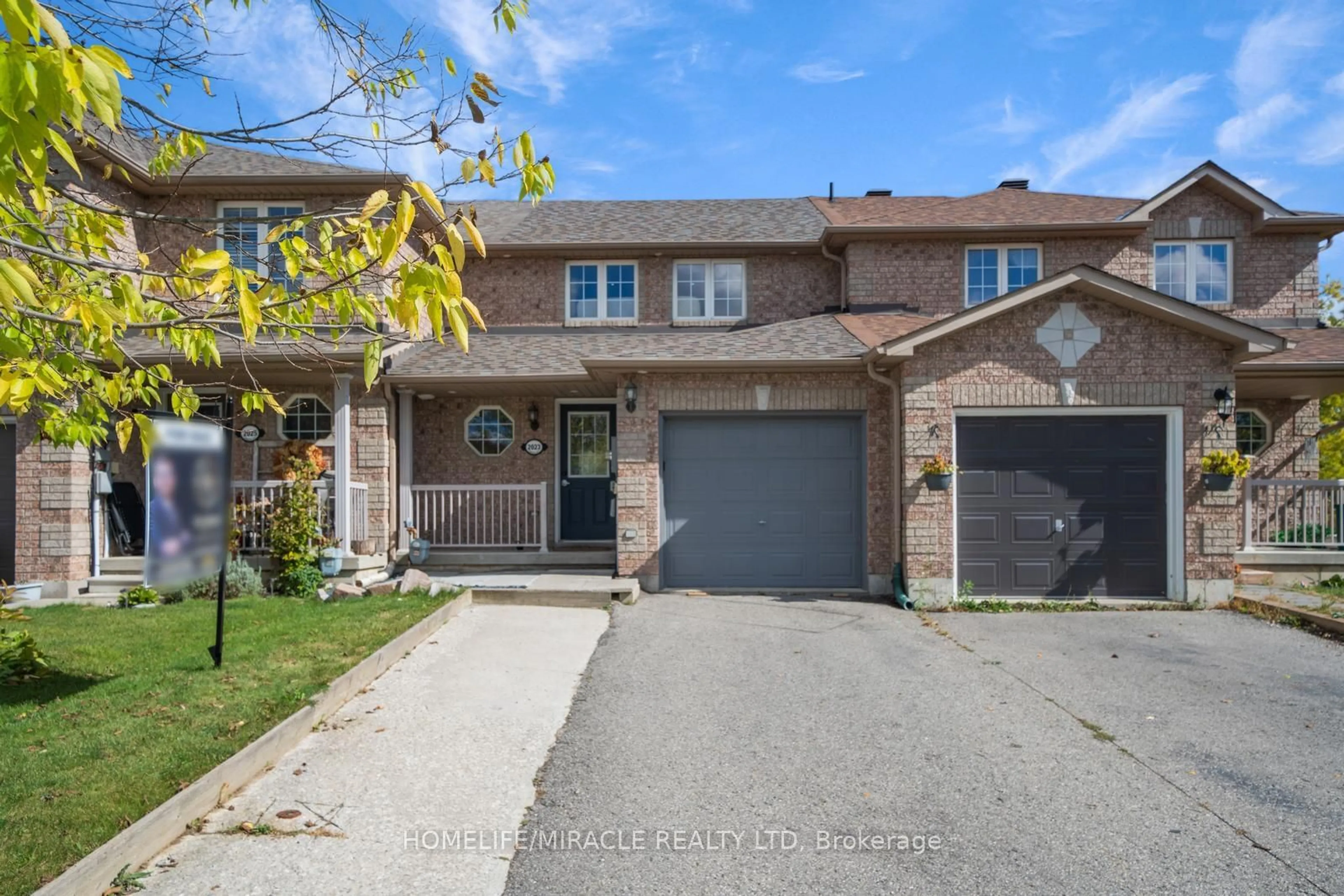 Unknown for 2023 SWAN St, Innisfil Ontario L9S 0B5