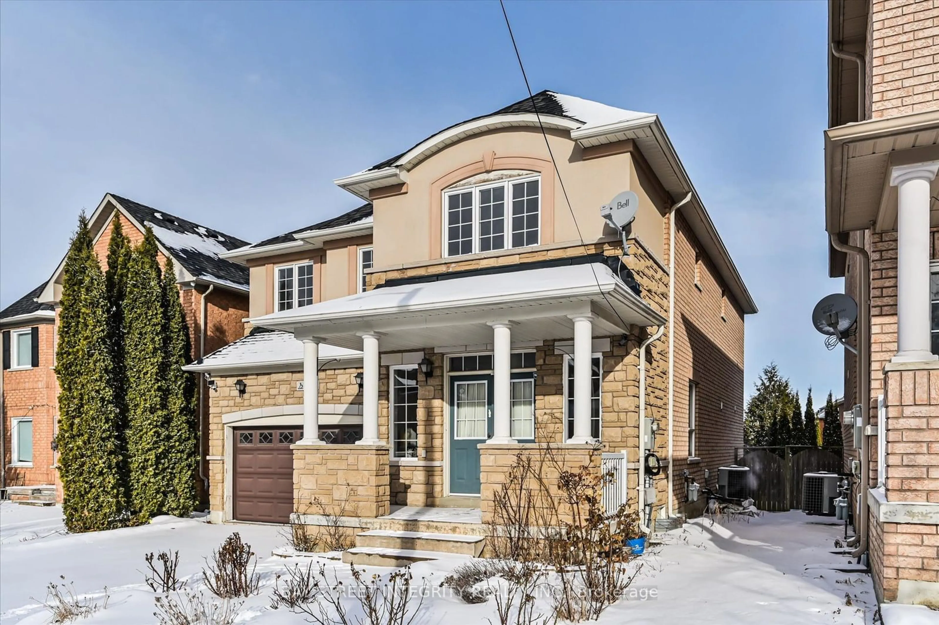 Home with brick exterior material, street for 25 Trish Dr, Richmond Hill Ontario L4E 5C5