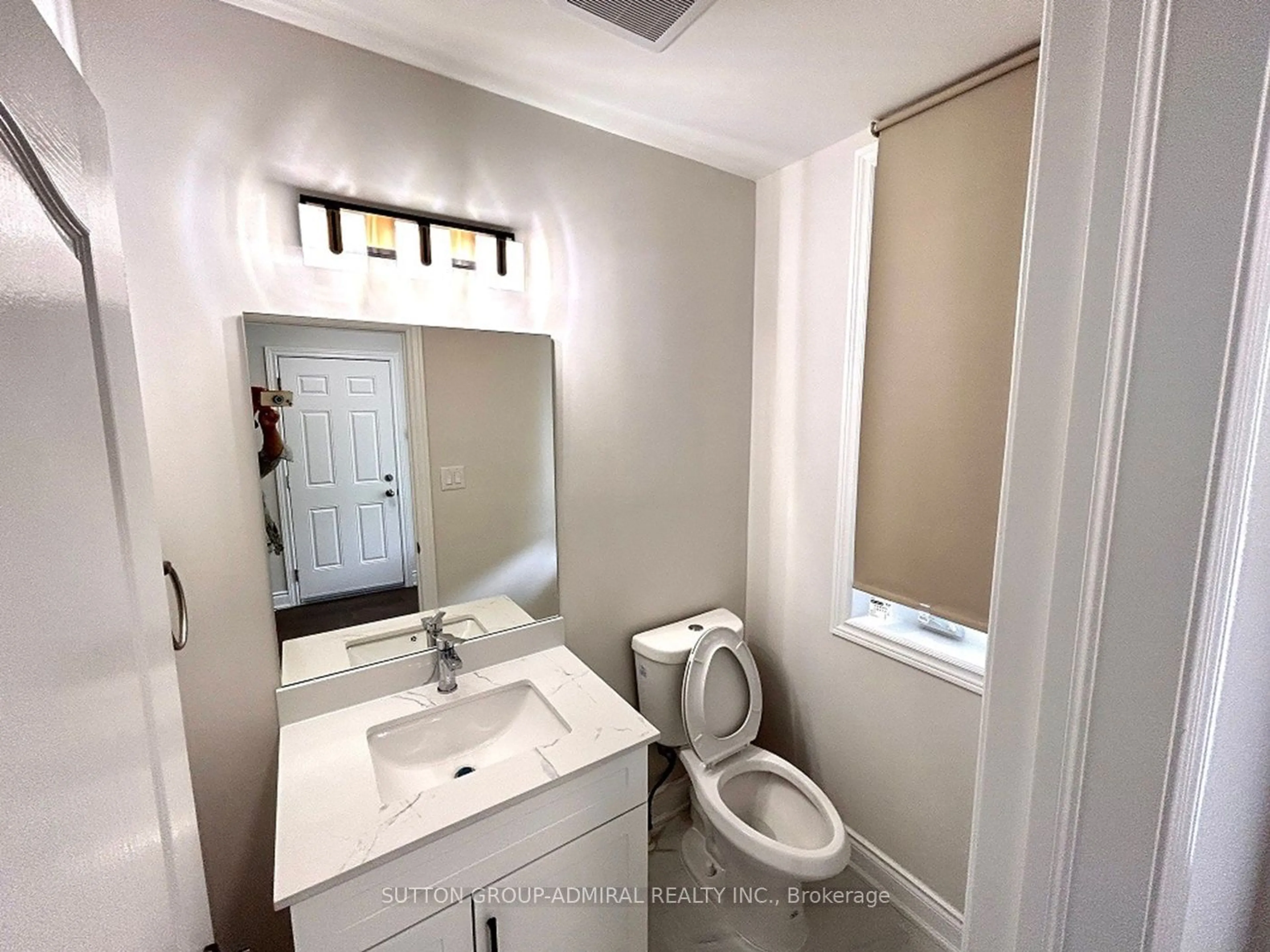 Standard bathroom, unknown for 4 Castleglen Blvd, Markham Ontario L6C 0A8