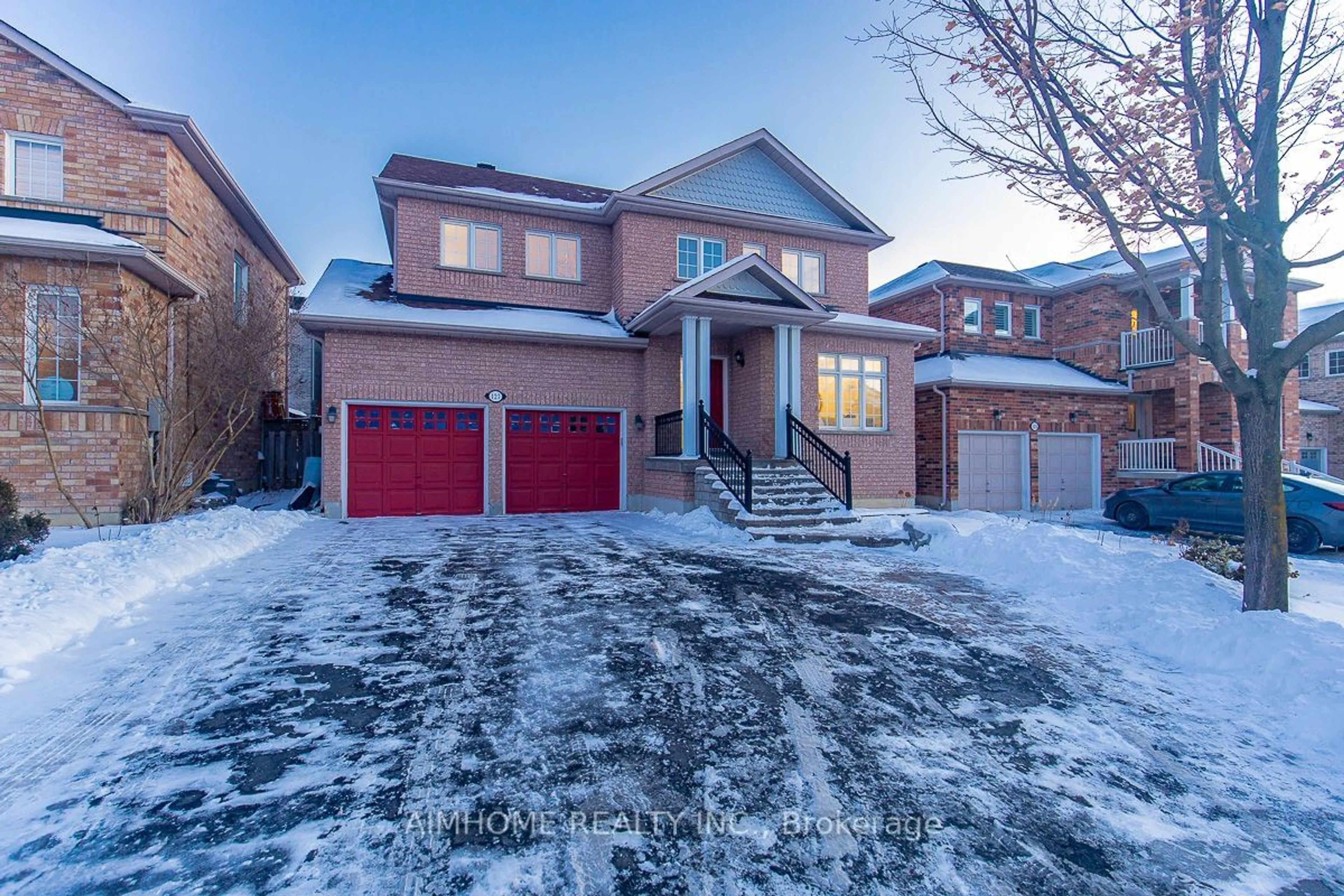 Home with brick exterior material, street for 127 Flagstone Way, Newmarket Ontario L3X 2Z8