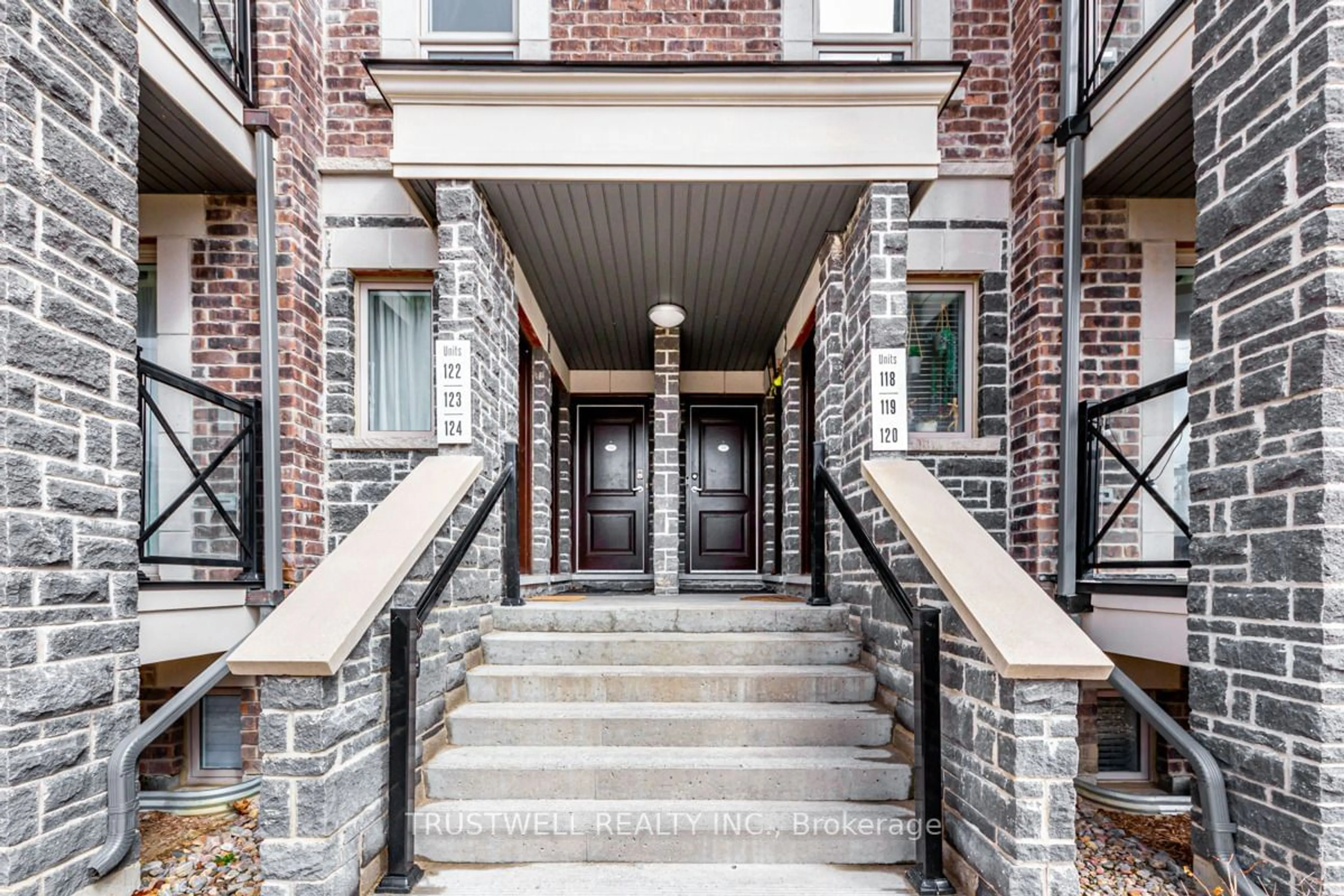 Indoor entryway for 156 Edward Jeffreys Ave, Markham Ontario L6E 2A3