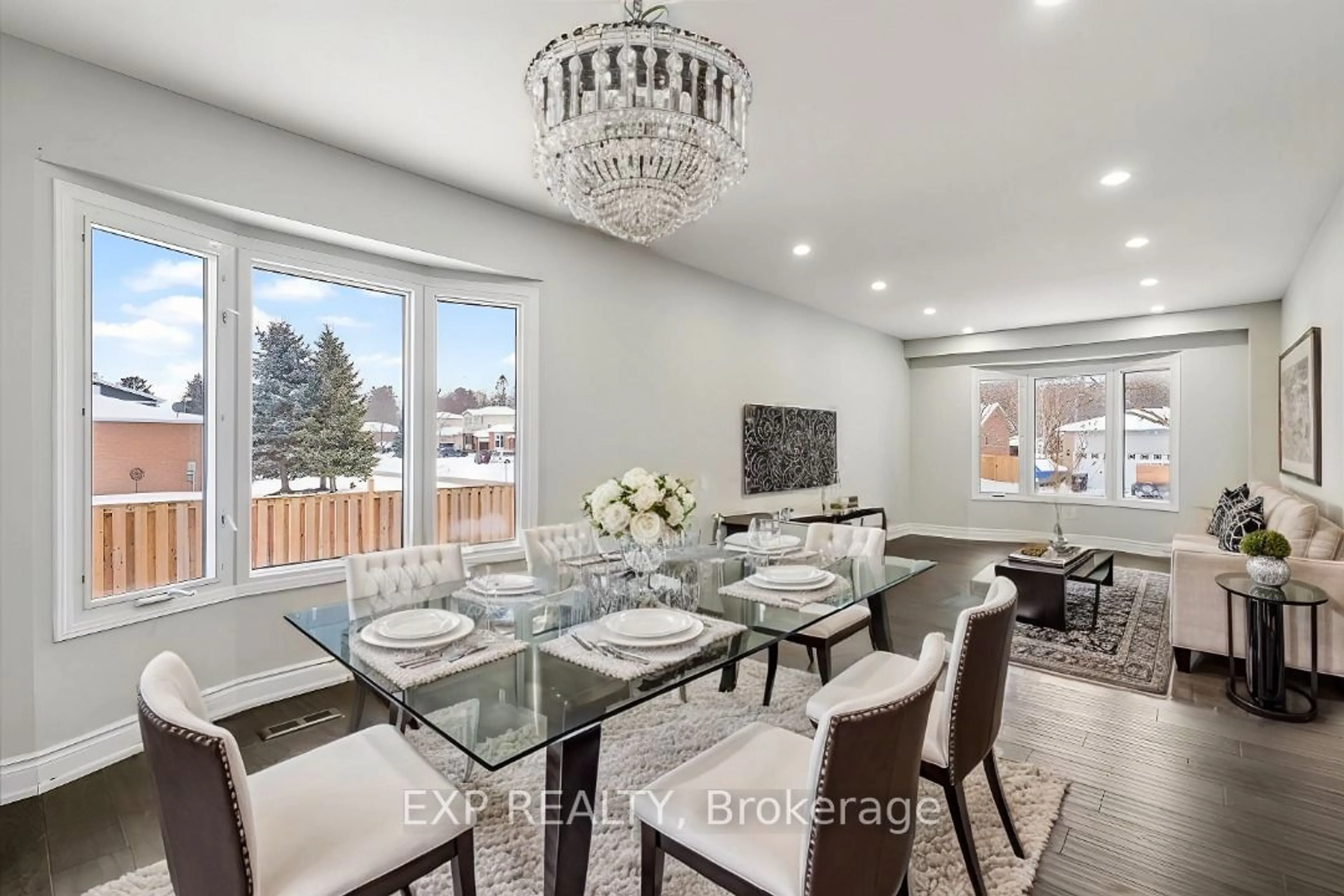 Dining room, unknown for 2529 Della St, Innisfil Ontario L9S 2H2