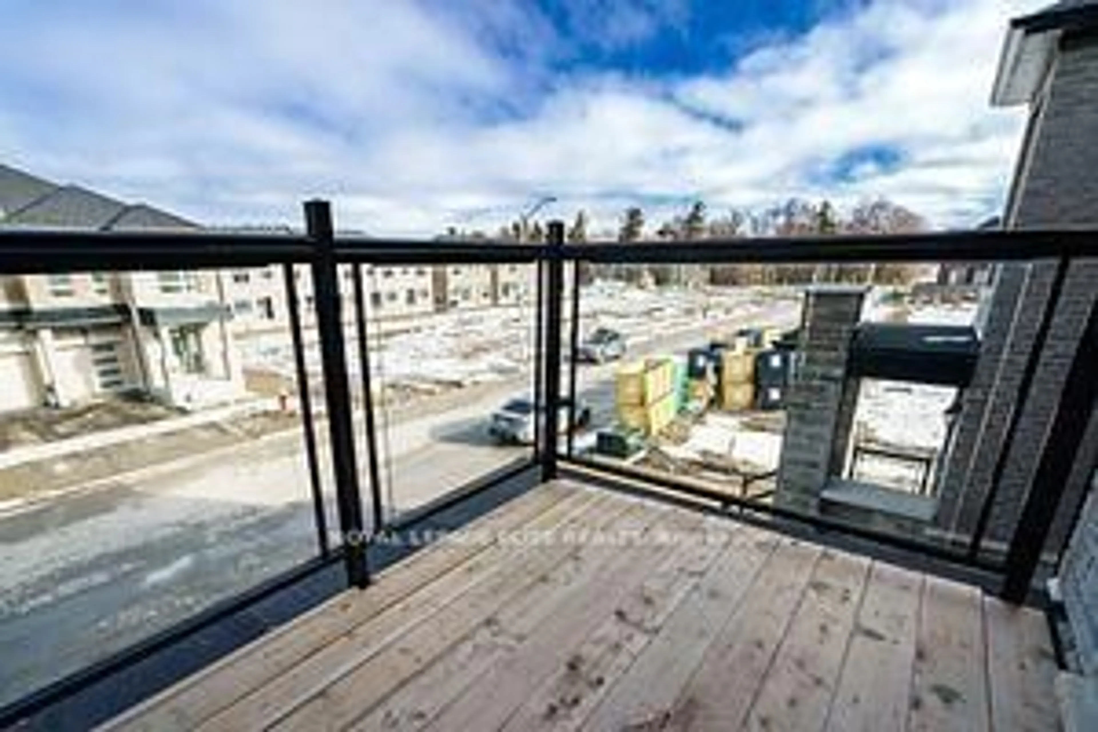 Unknown for 11 MACE Ave, Richmond Hill Ontario L4E 1K8