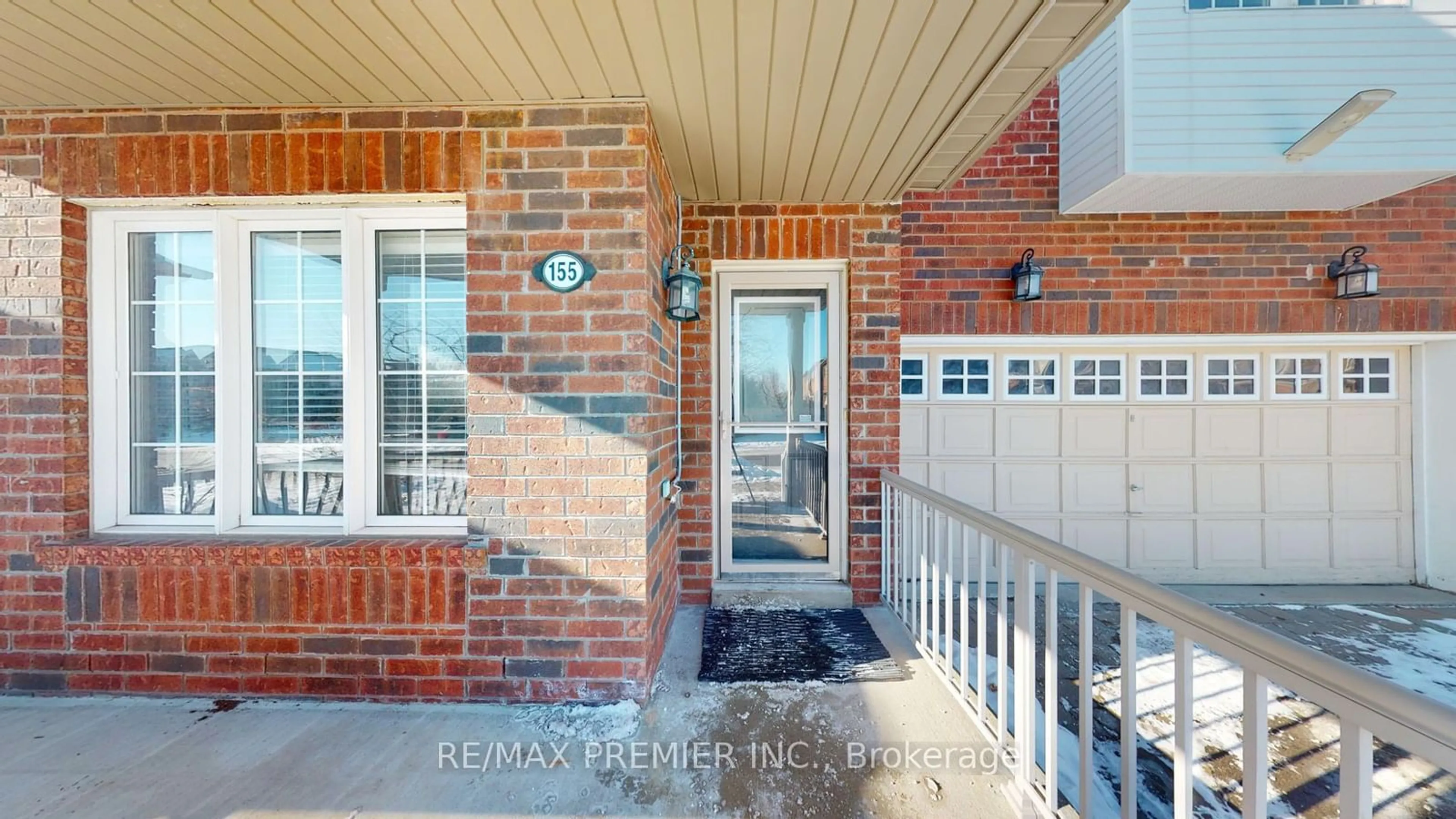 Indoor entryway for 155 Penndutch Circ, Whitchurch-Stouffville Ontario L4A 0N9