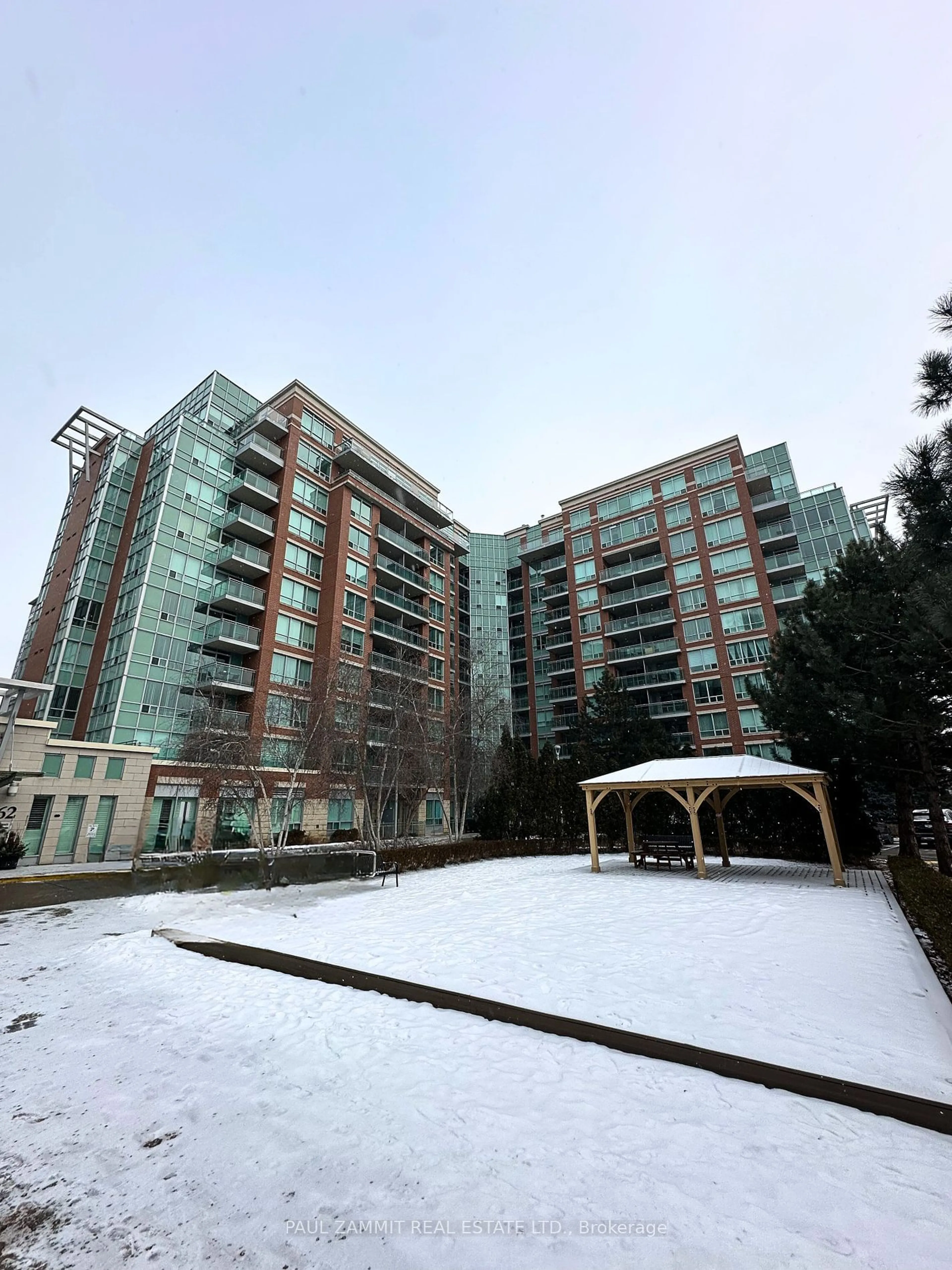 A pic from outside/outdoor area/front of a property/back of a property/a pic from drone, building for 62 Suncrest Blvd #702, Markham Ontario L3T 7Y6