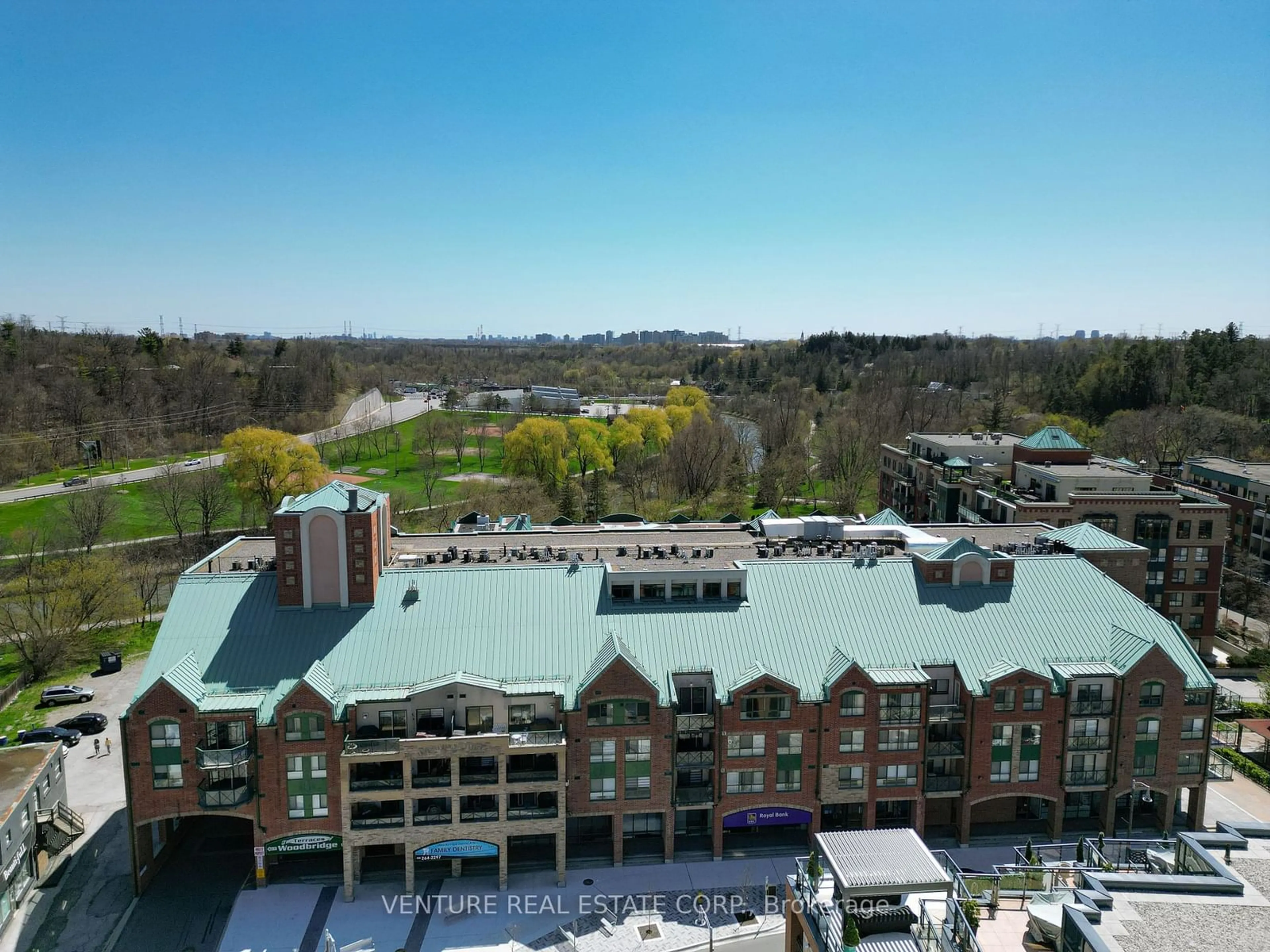 A pic from outside/outdoor area/front of a property/back of a property/a pic from drone, city buildings view from balcony for 121 Woodbridge Ave #312, Vaughan Ontario L4L 9E3