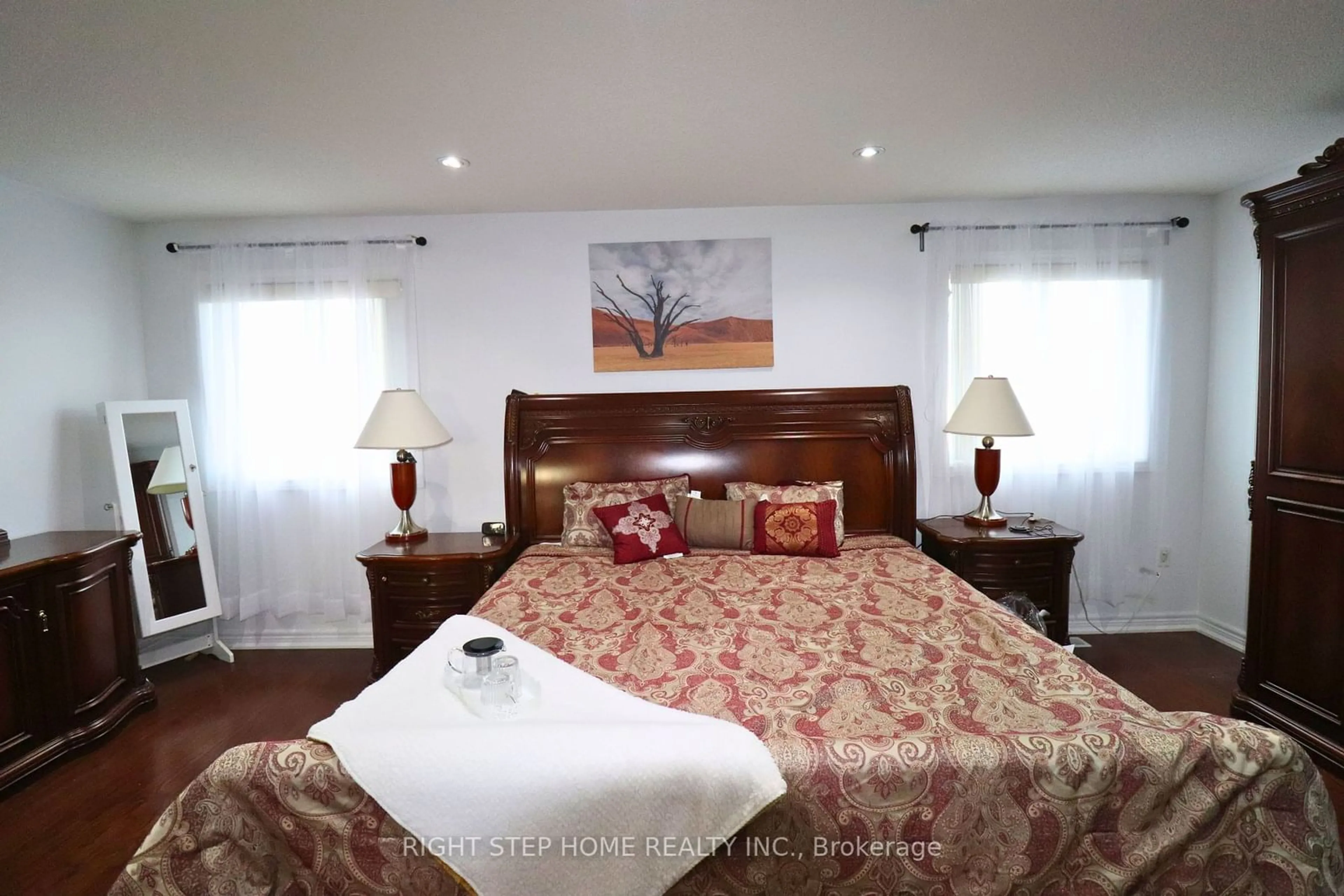 Bedroom with bed, unknown for 395 PETER RUPERT Ave, Vaughan Ontario L6A 0N8