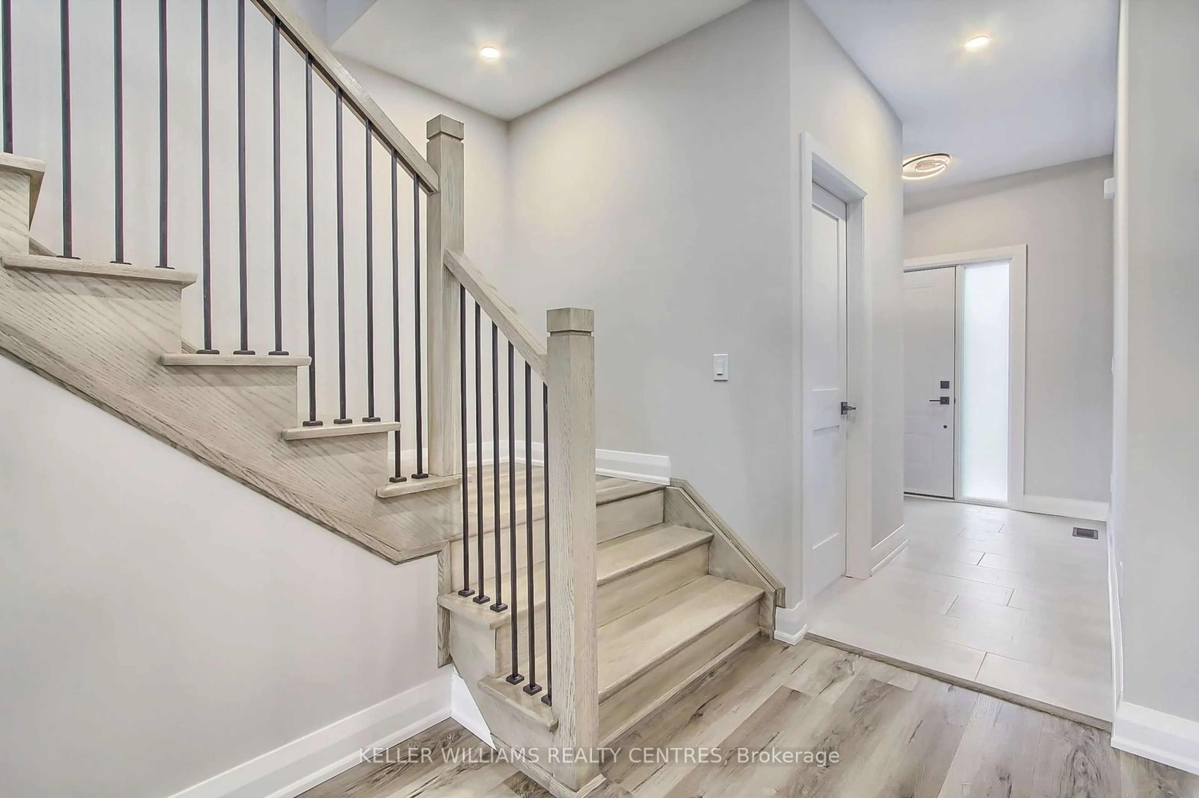 Stairs for 16 John Harvey St, Uxbridge Ontario L9P 1C3