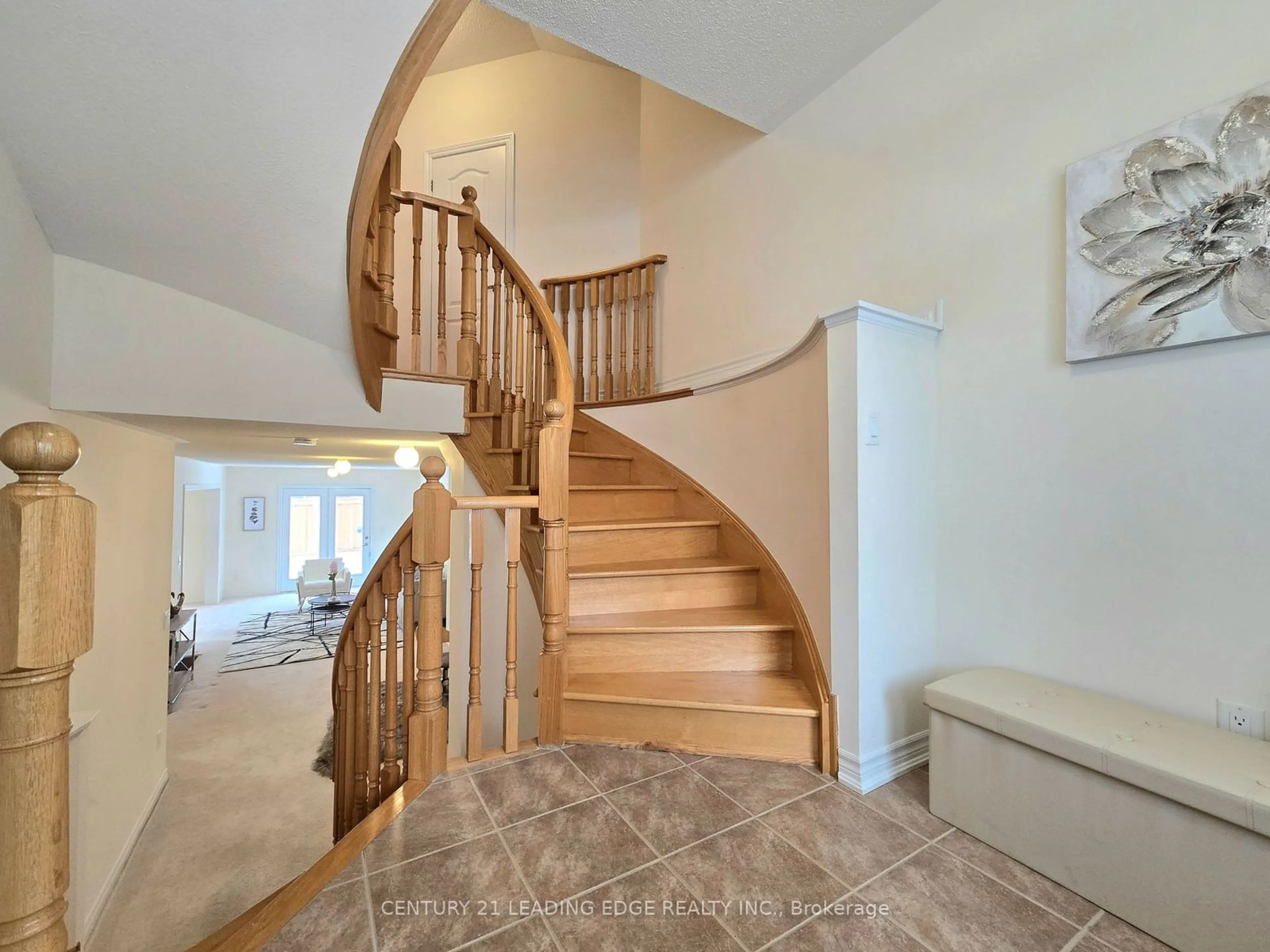 Stairs for 19 Living Cres, Markham Ontario L6C 0T7