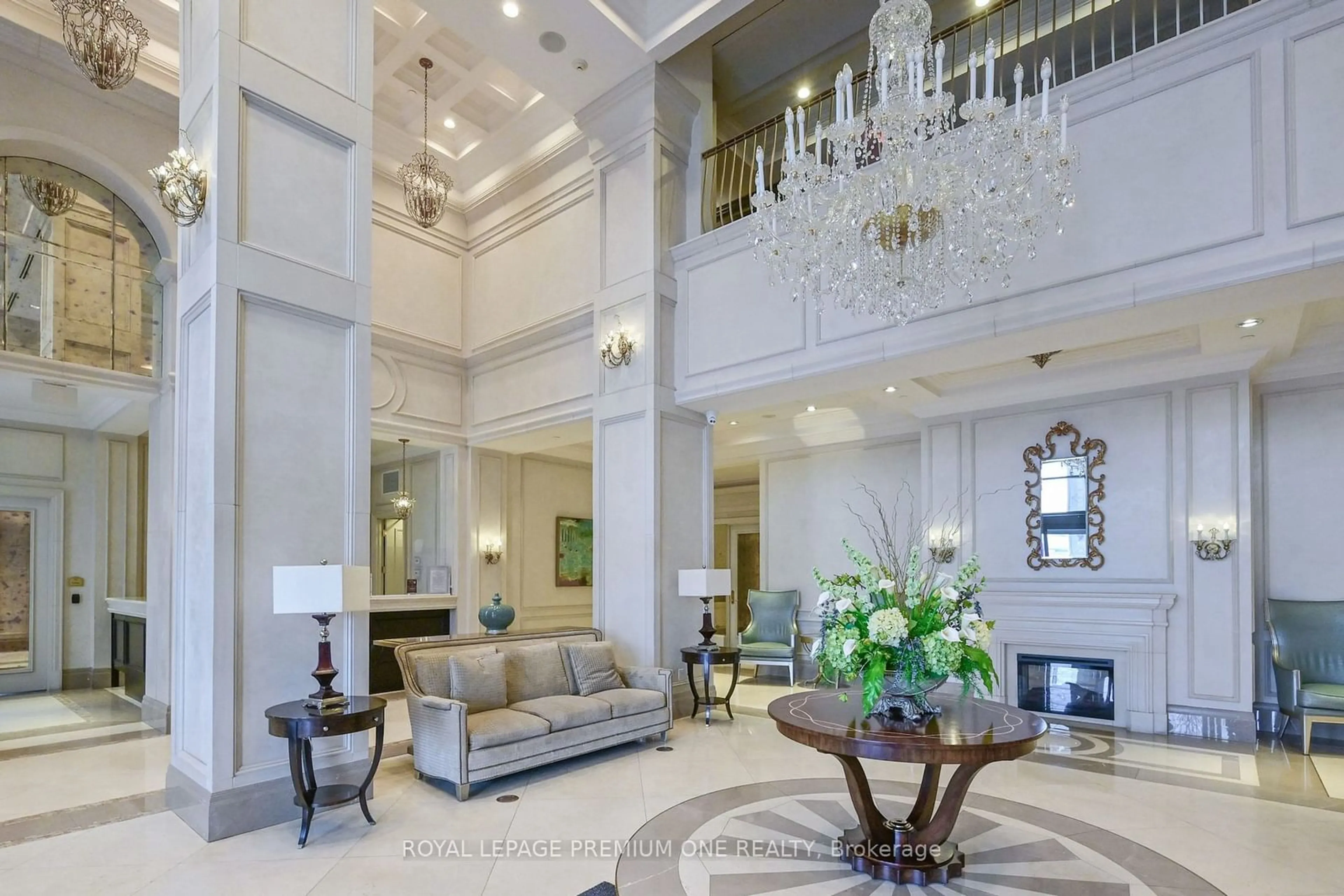 Lobby for 9255 Jane St #1407, Vaughan Ontario L6A 0K1