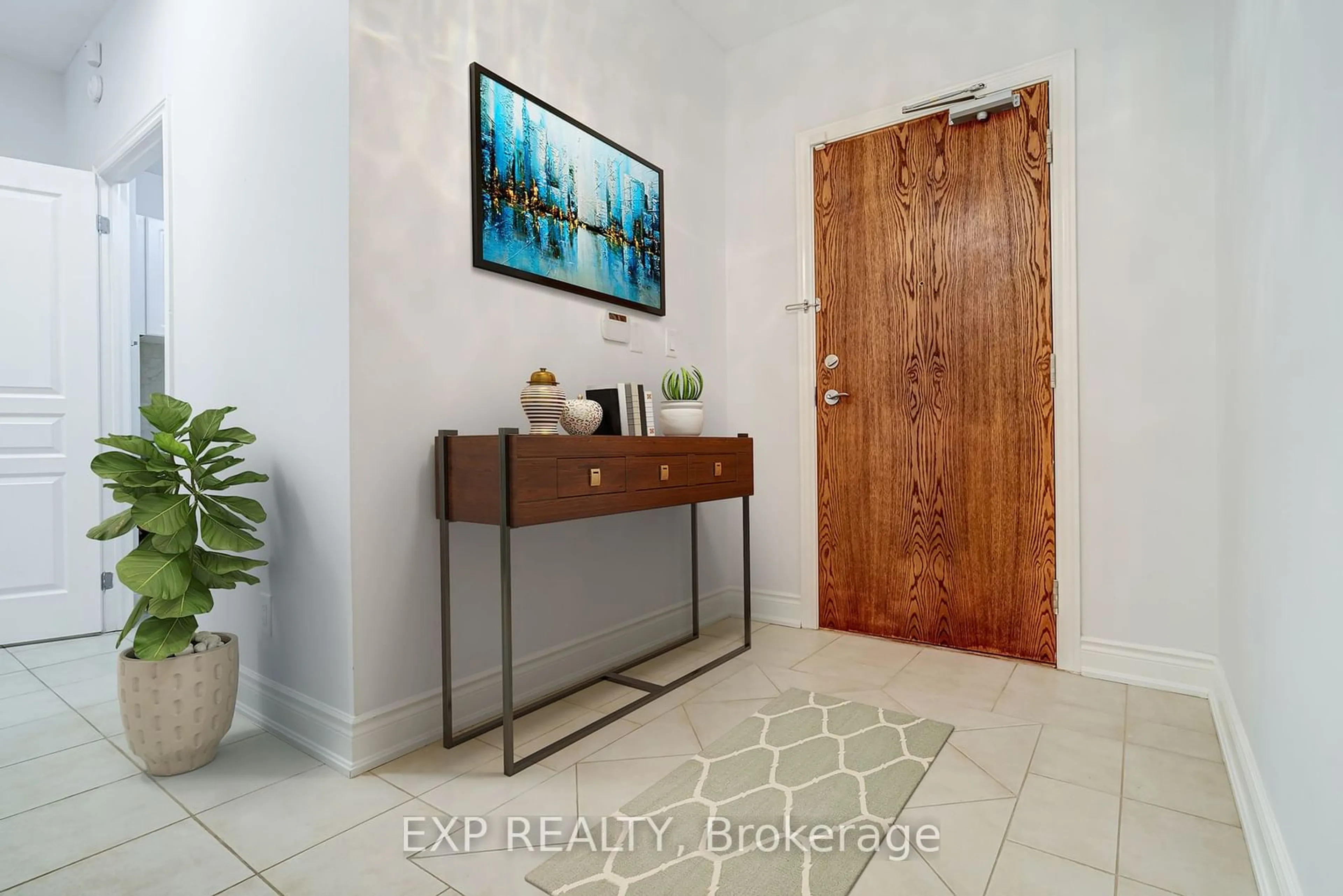 Indoor entryway for 9901 Keele St #108, Vaughan Ontario L6A 0A1