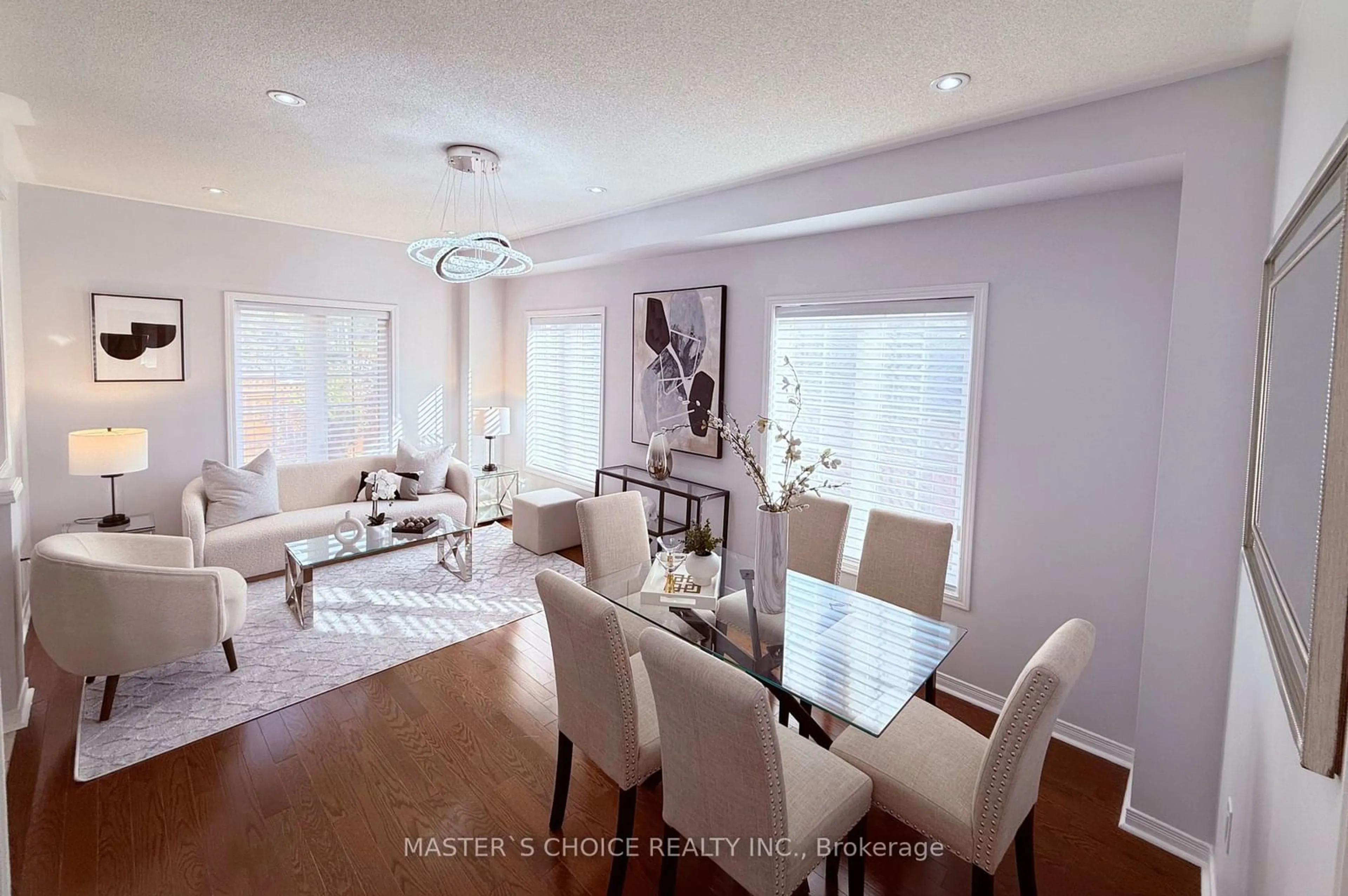 Dining room, unknown for 656 North Lake Rd, Richmond Hill Ontario L4E 3C8