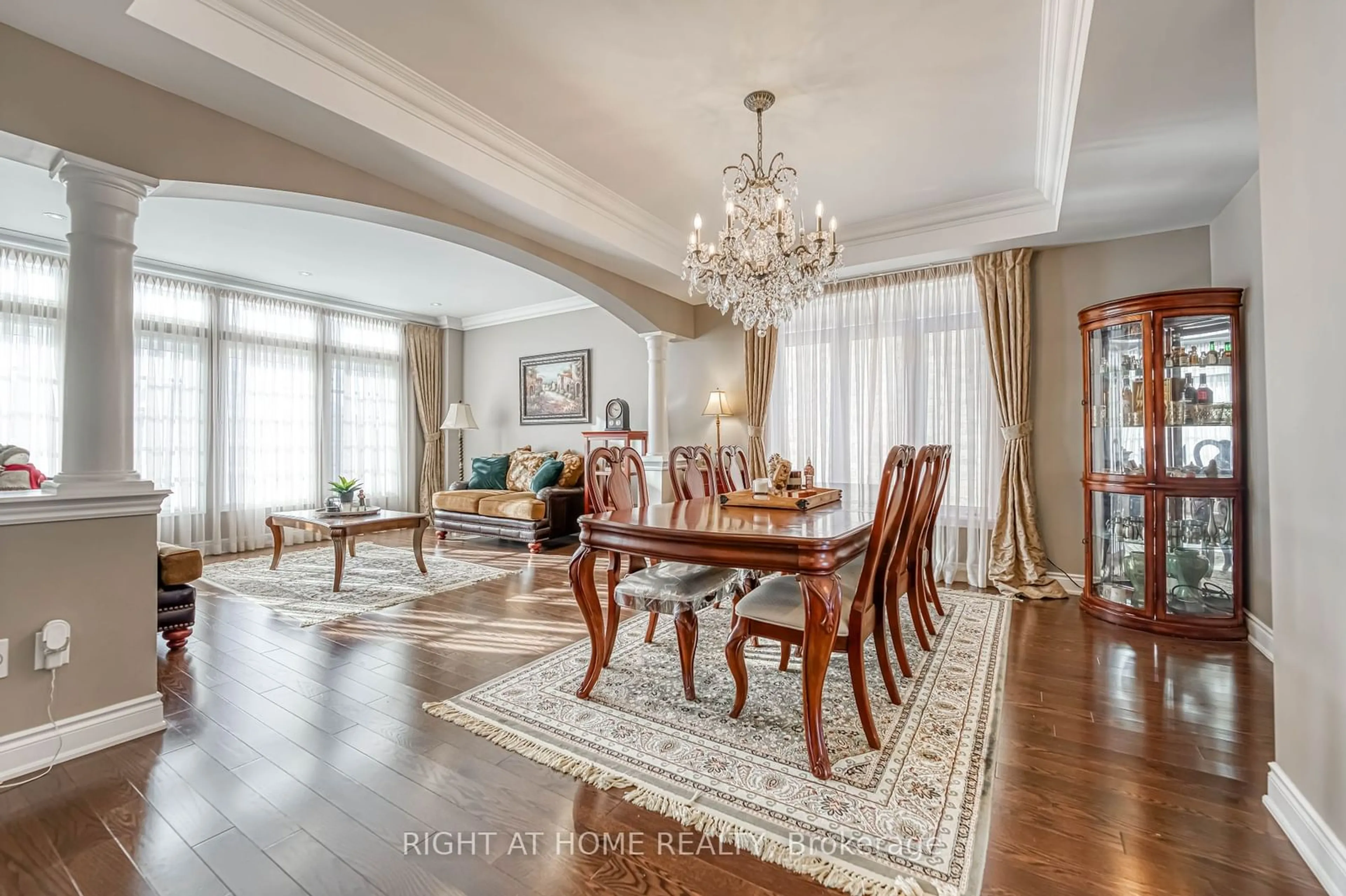 Dining room, unknown for 165 WALLENBERG Dr, Vaughan Ontario L6A 4M2