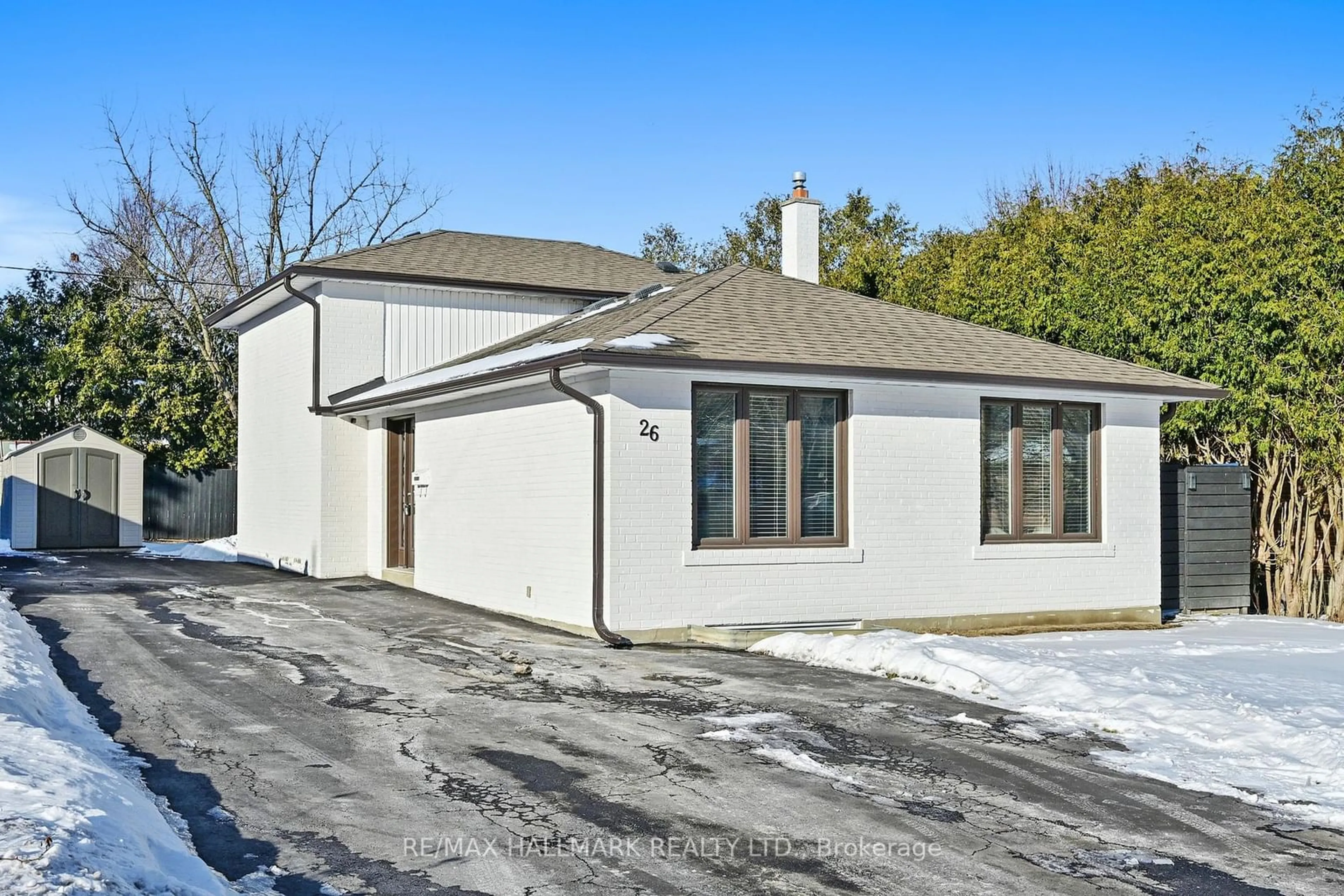 Unknown for 26 Kemano Rd, Aurora Ontario L4G 2Y3